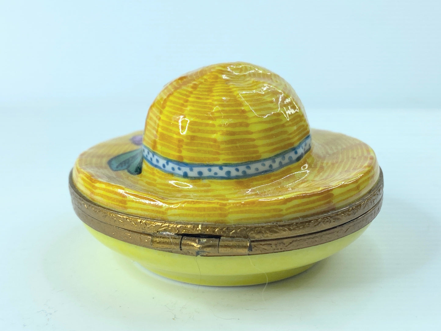 Limoges France Hinged Yellow Straw Garden Hat Trinket Box Fruit Blue Ribbon A371