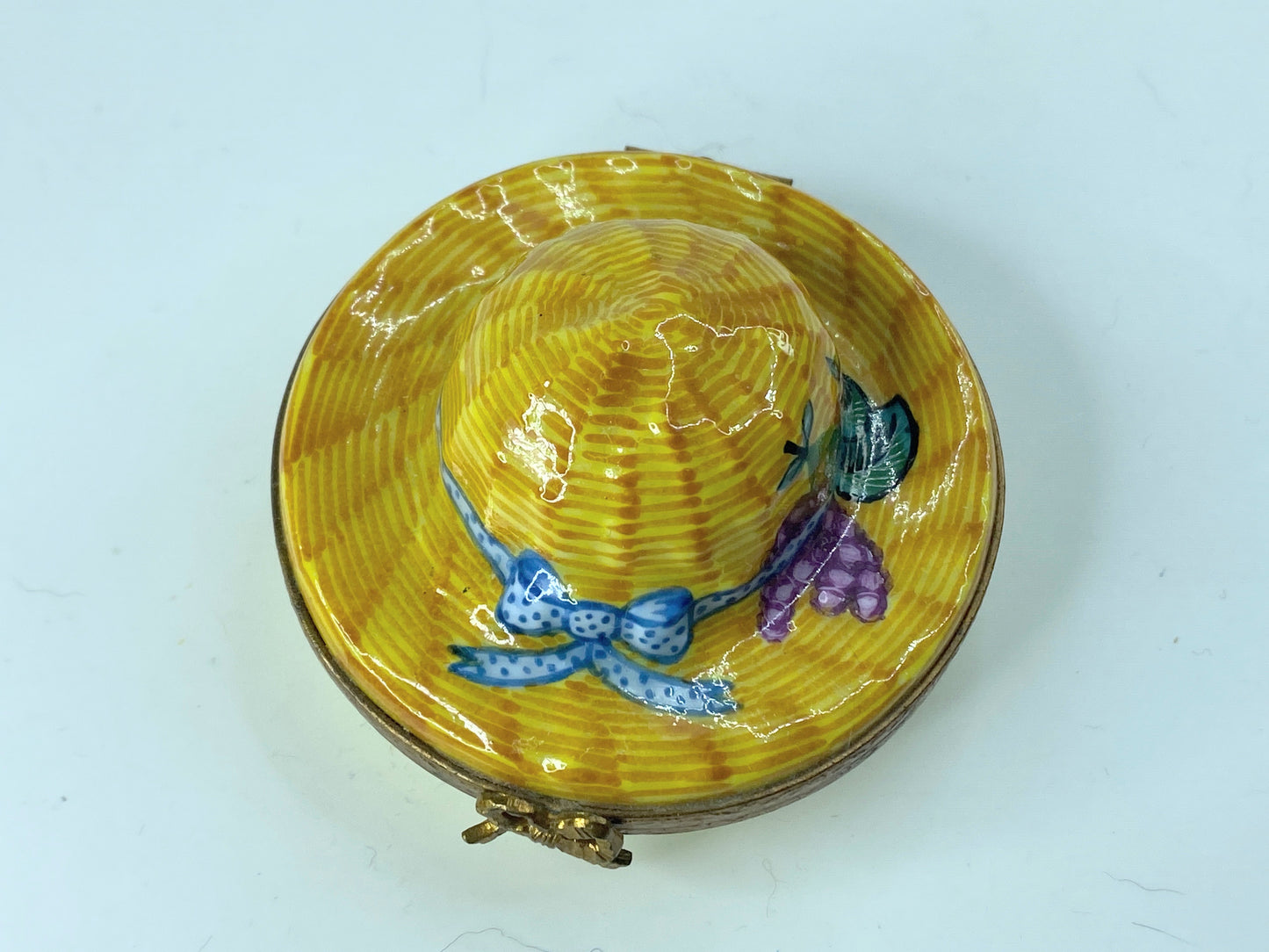 Limoges France Hinged Yellow Straw Garden Hat Trinket Box Fruit Blue Ribbon A371