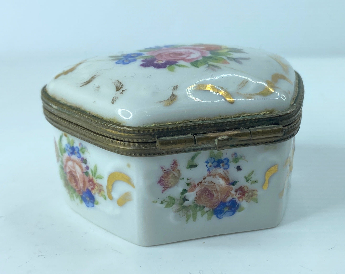 c1961 Le Tallec Paris France Hand Painted Porcelain Flower Trinket Box 2.5" A372