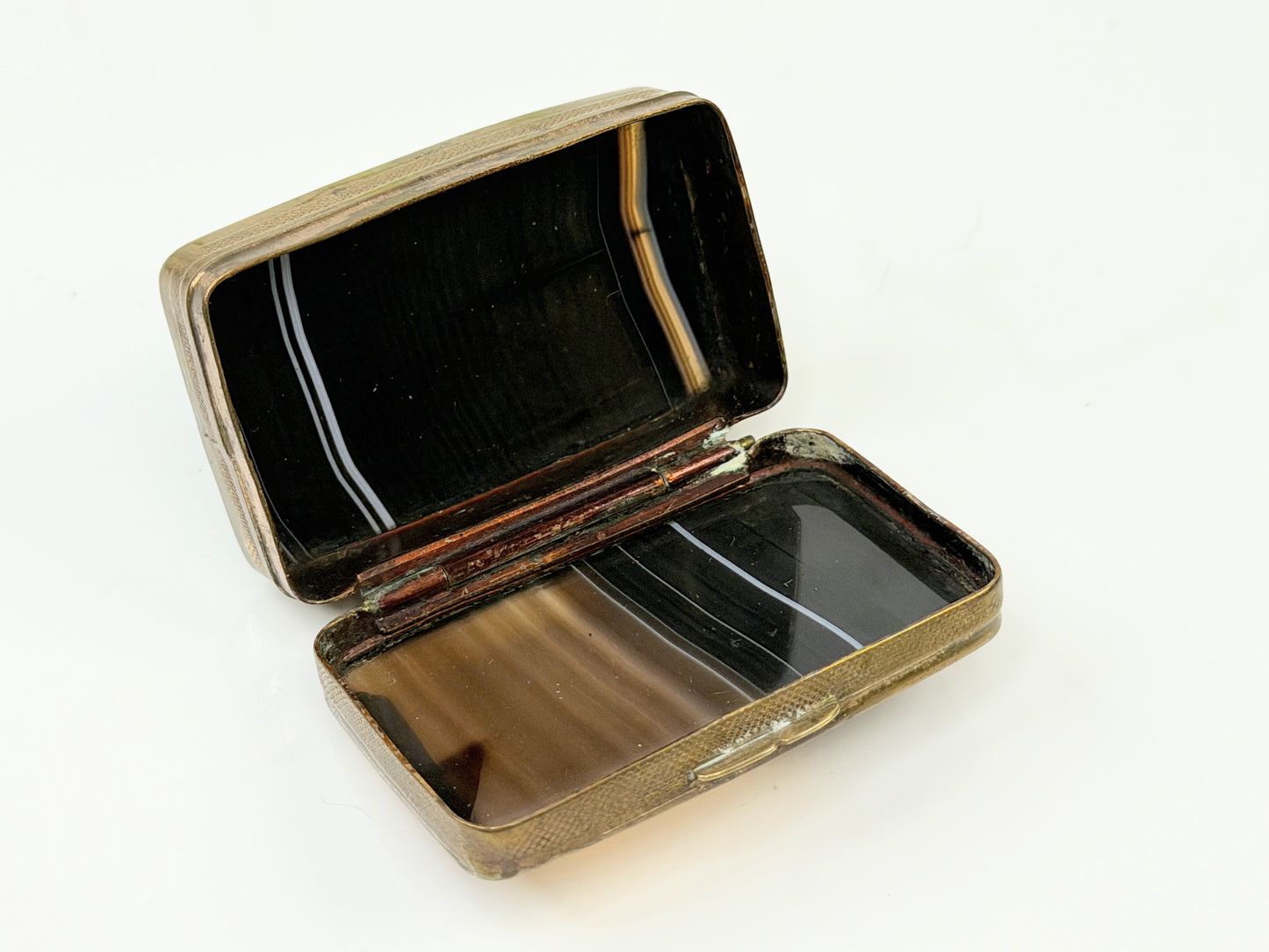 Antique British Banded Agate Gilt Metal Snuff Pill Box SS208