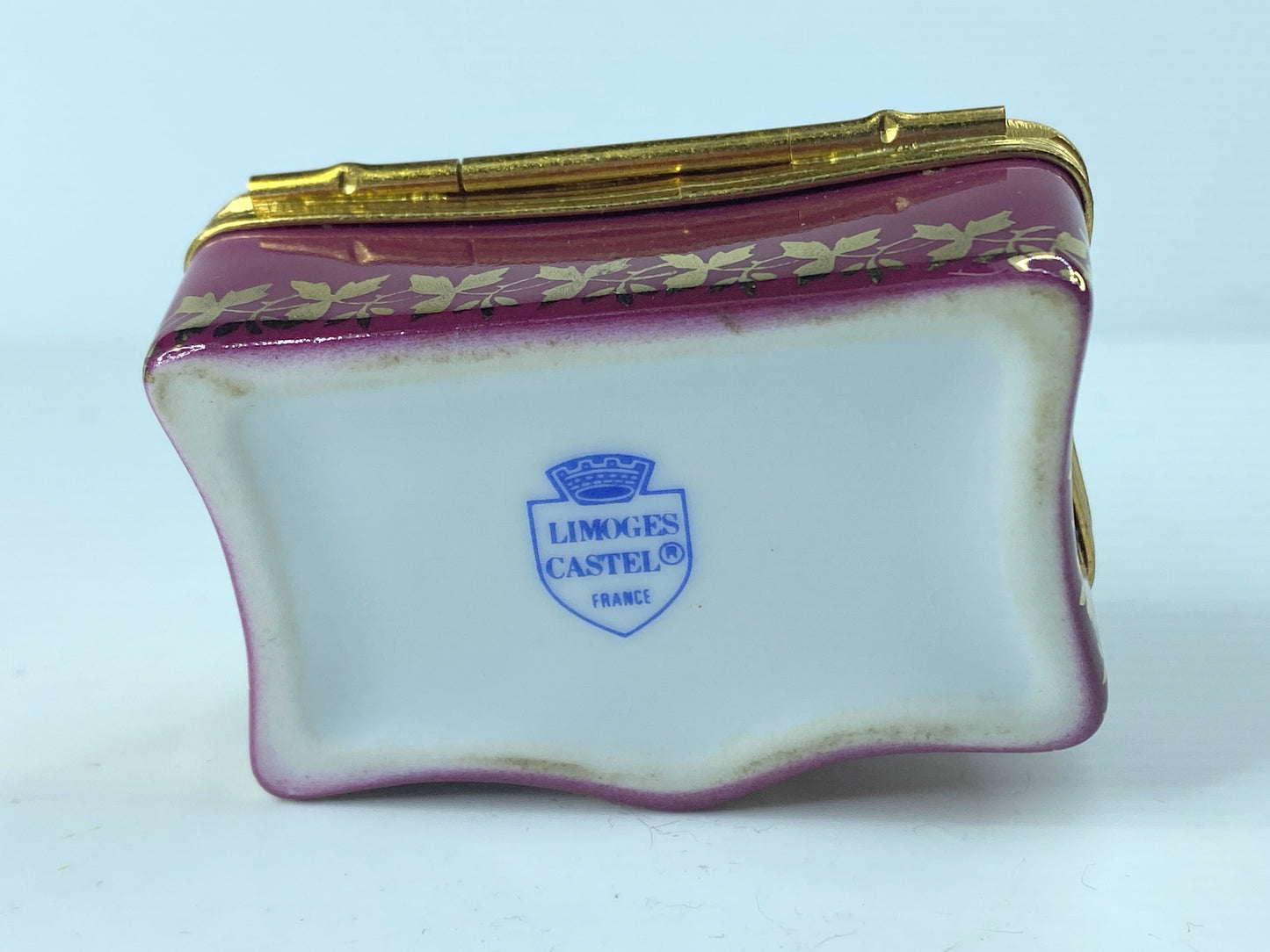 Limoges Castel France Porcelain Flower Trinket Box 2.5" A375