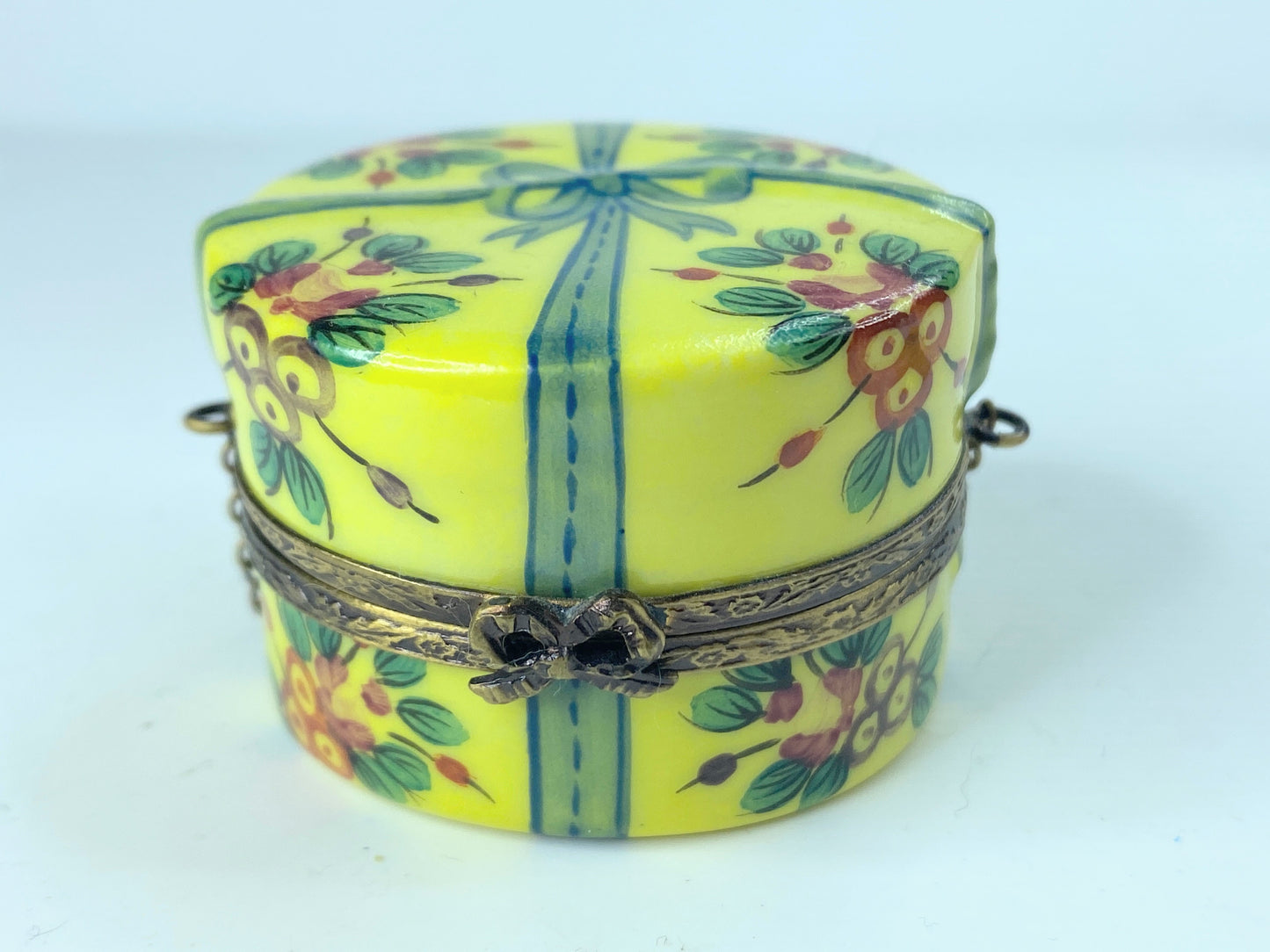 S.G Limited Edition Limoges yellow floral hat box with hat trinket box A376