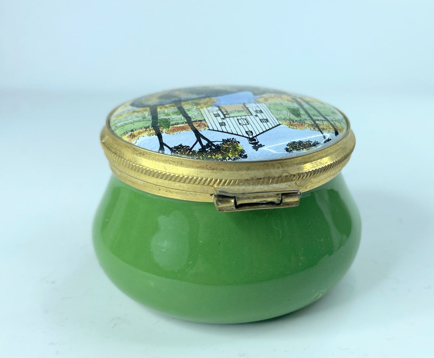English Enamel Cat pill box Senaway by Vimi Vang Oldsen Trinket Box 2.0" A379