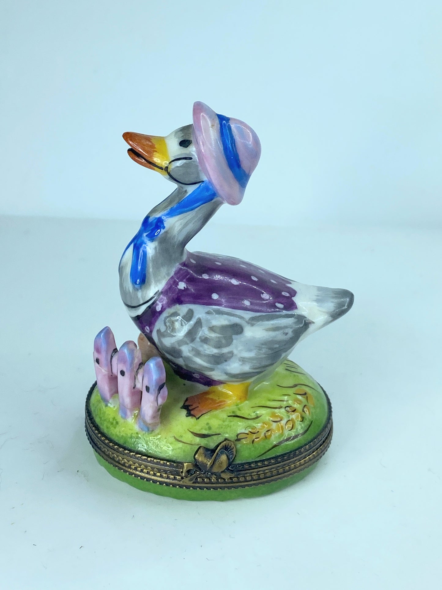 EE signed Limoges Mother Goose go home pink bonnet by the fence 3" A883