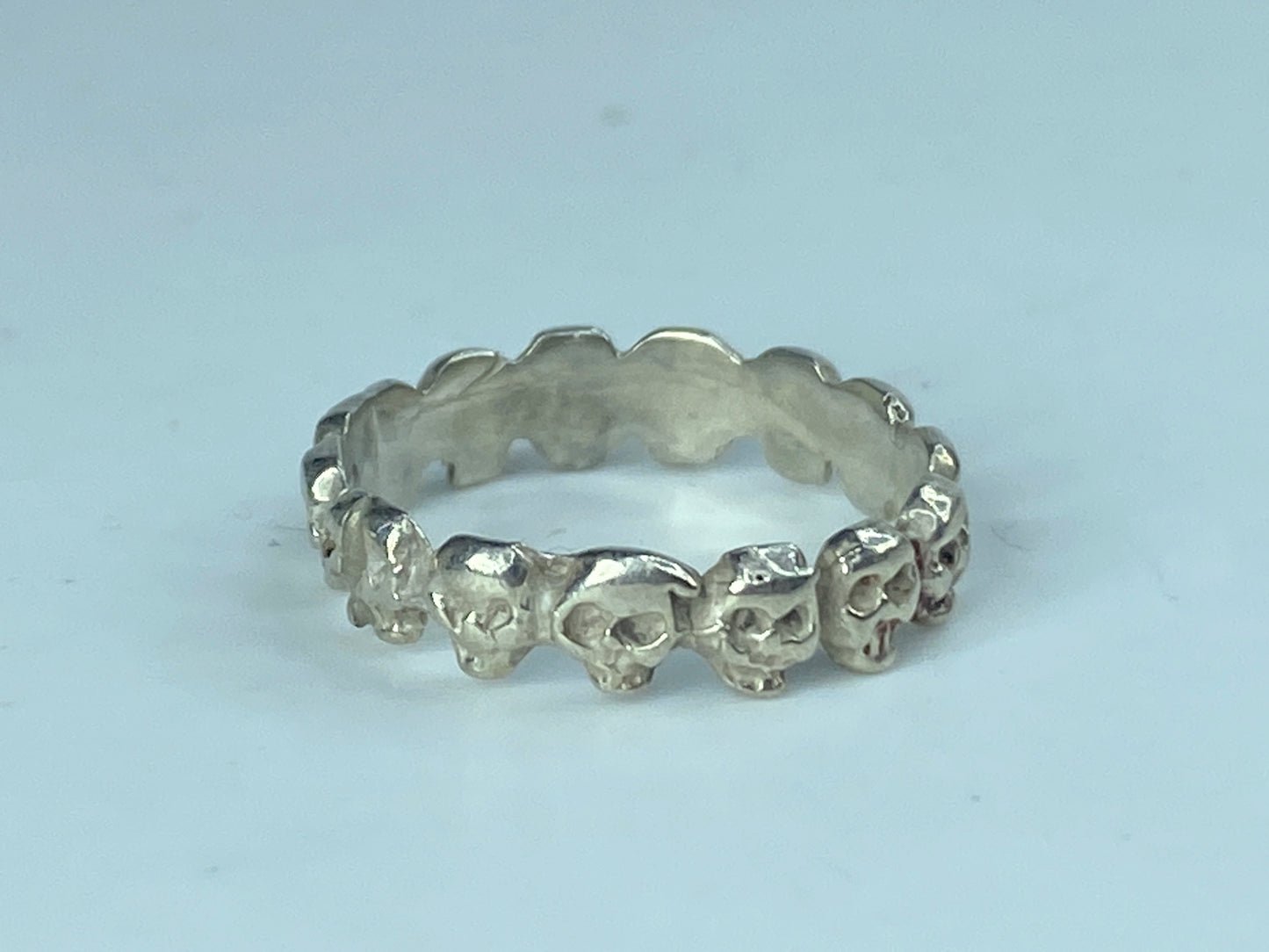 All Around Skull Band sterling silver band size 7.25 JR866