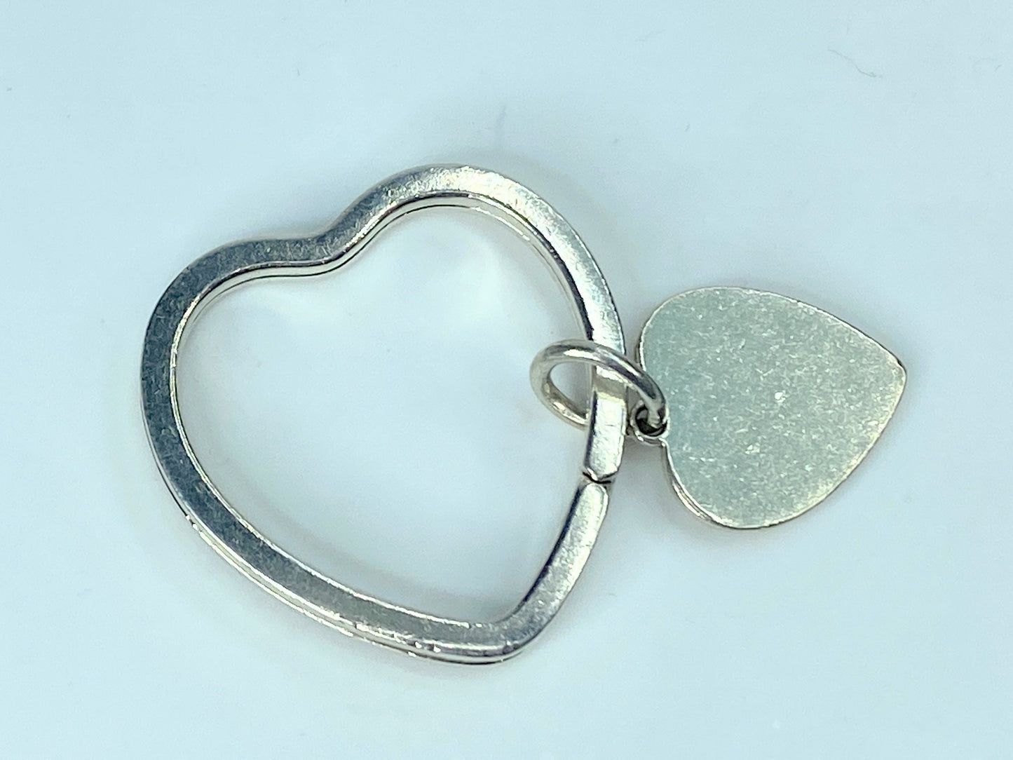 Tiffany & Co Estate Double Heart Keychain Sterling Silver with pouch 11.4g SS94
