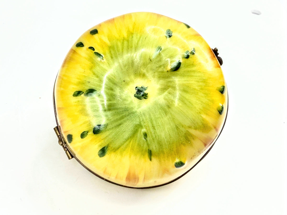 Vintage Limoges France Parry Vieille Yellow Melon Trinket Box Bee Clasp A1068