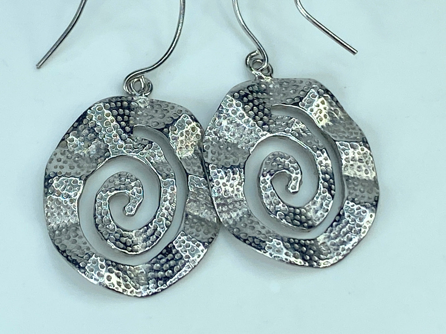 Unusual Sterling Silver Swirl Wavy dot surface dangle earrings 1 3/4" 5.9g JR886