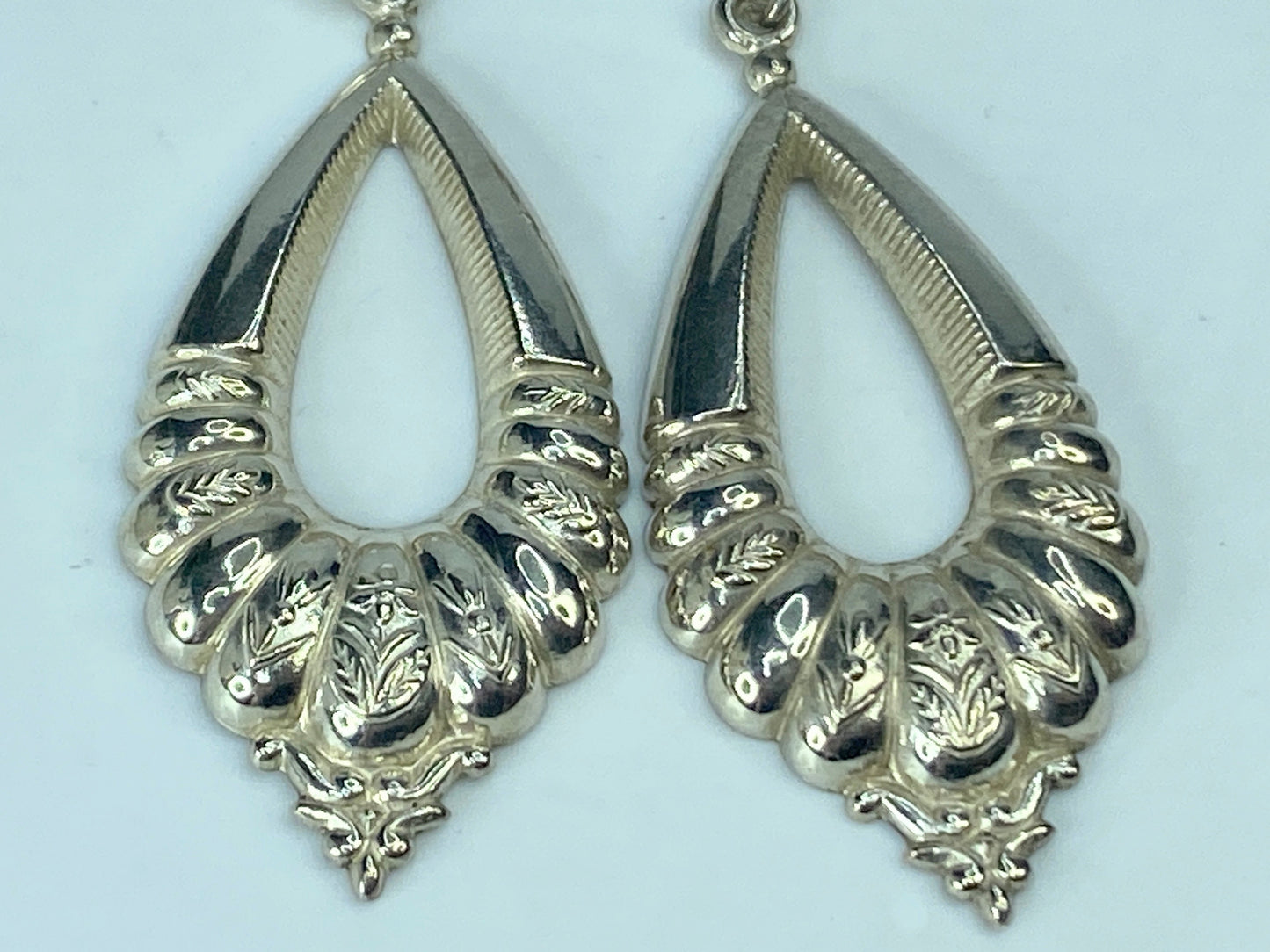 Sweden c1980s. Large Vintage Sterling Silver Earrings 1.5" JR889