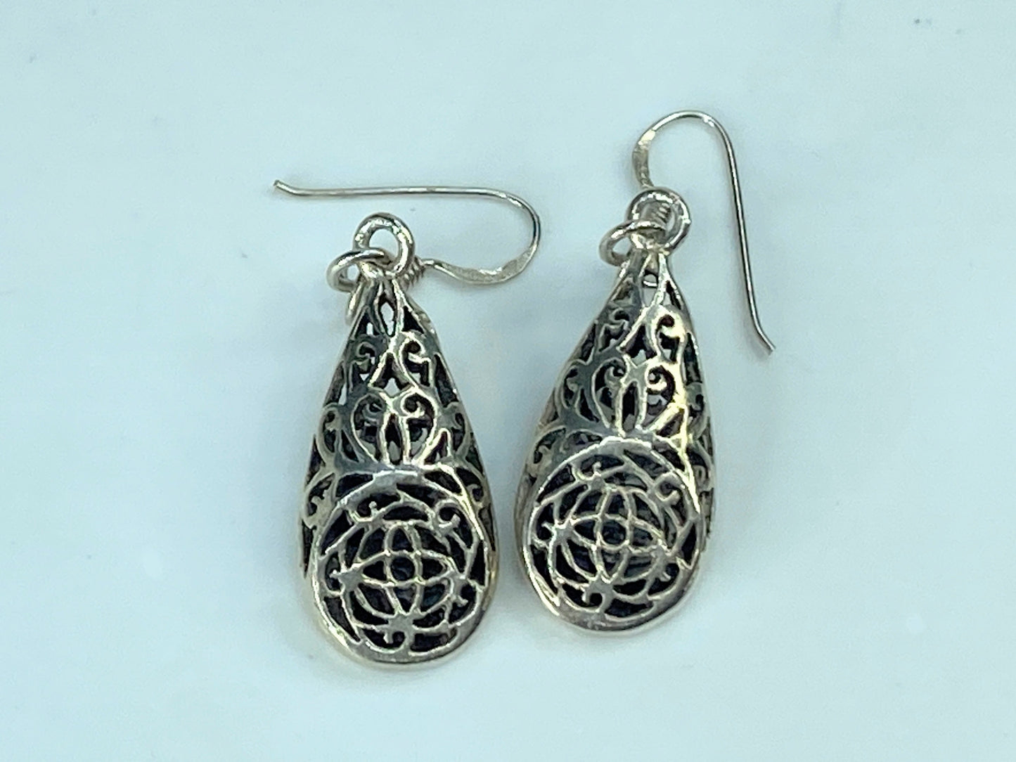 Sterling Floral celtic Filigree long teadrop hanging earrings 1 7/8" 7.3g JR890
