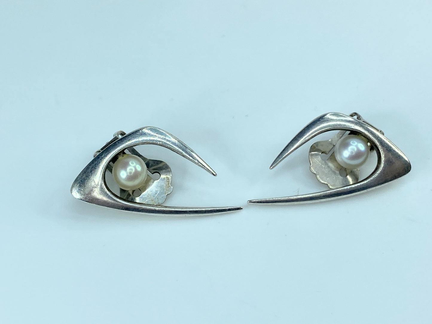 Sterling Silver 6.75mm Cultured Pearl clip on earrings 8.5g JR9654