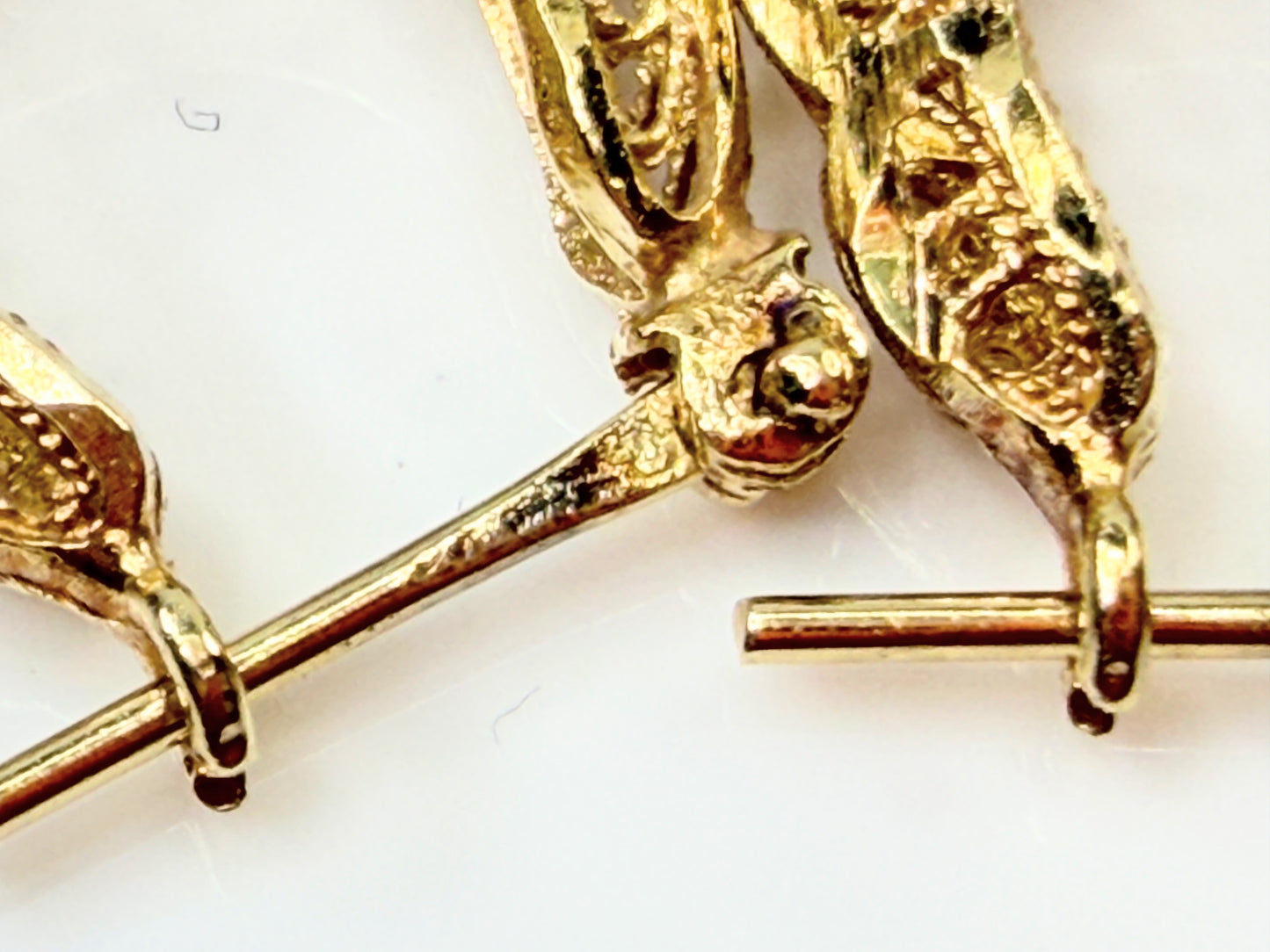 Vintage 14K Gold Textured Hoop Earrings 20mm JR1429