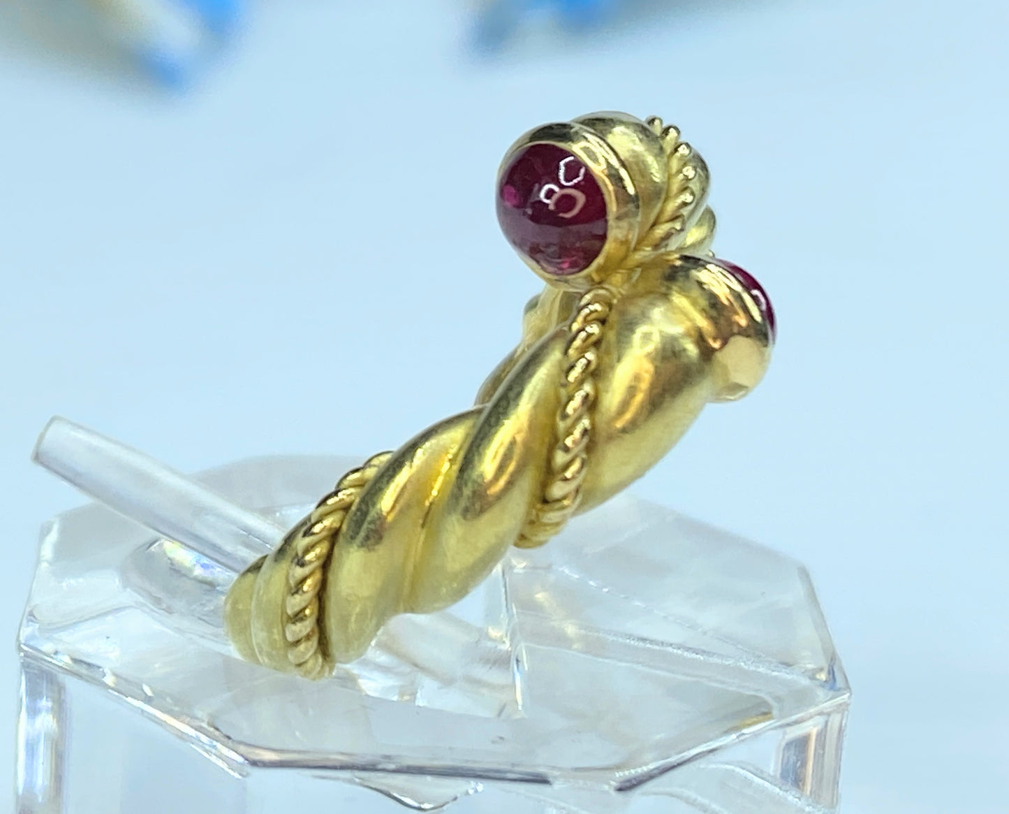 Tiffany & Co. 18K gold Ruby Bypass rope link wire cable ring