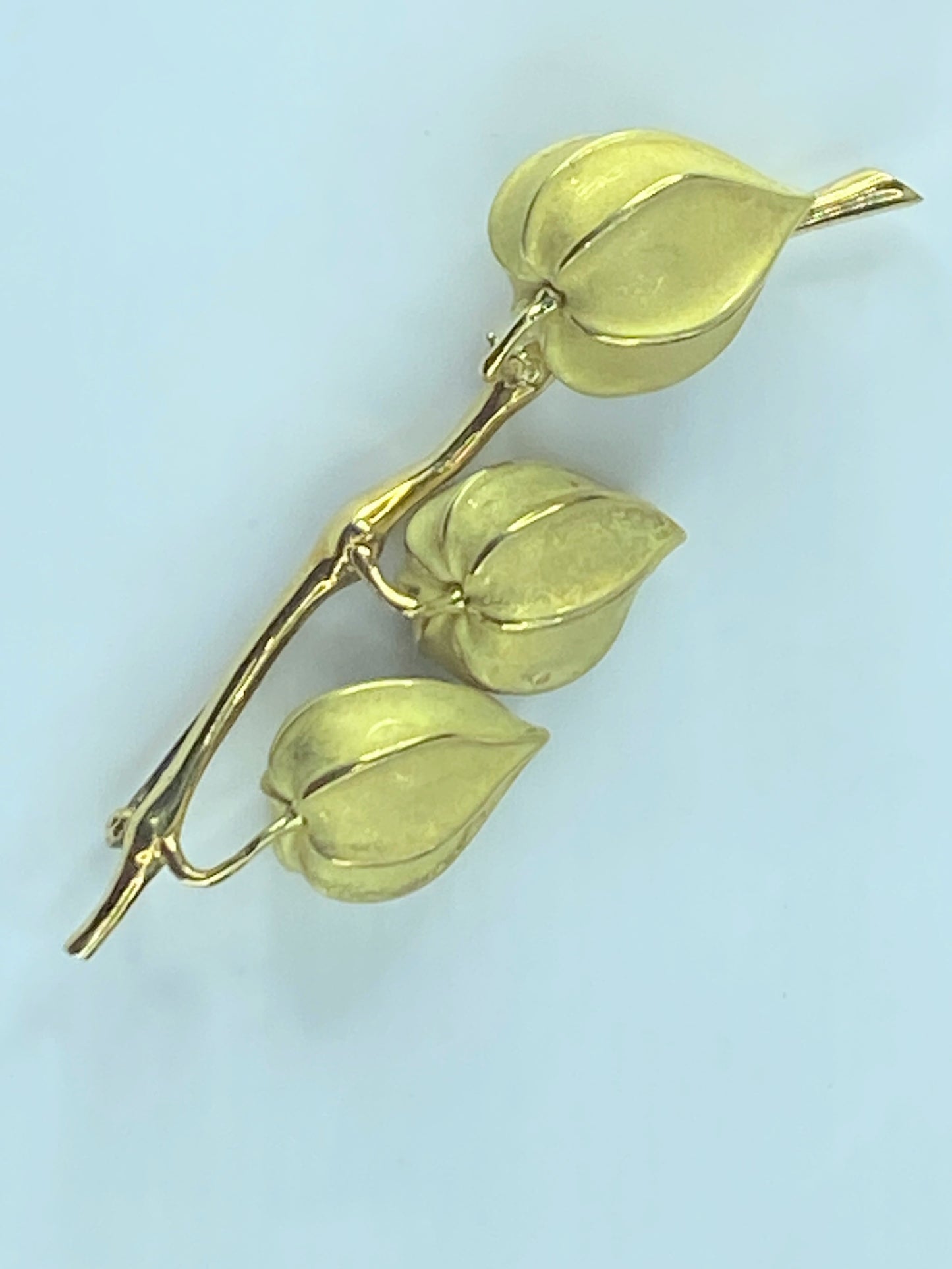 Tiffany & Co. 18K gold Lantern flower Enamel Pin JR9231