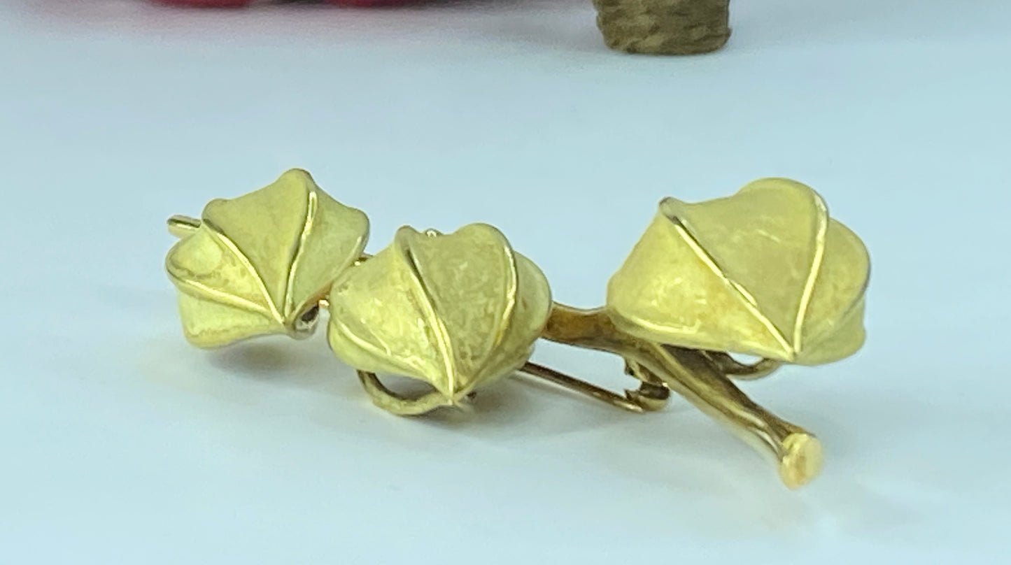 Tiffany & Co. 18K gold Lantern flower Enamel Pin JR9231