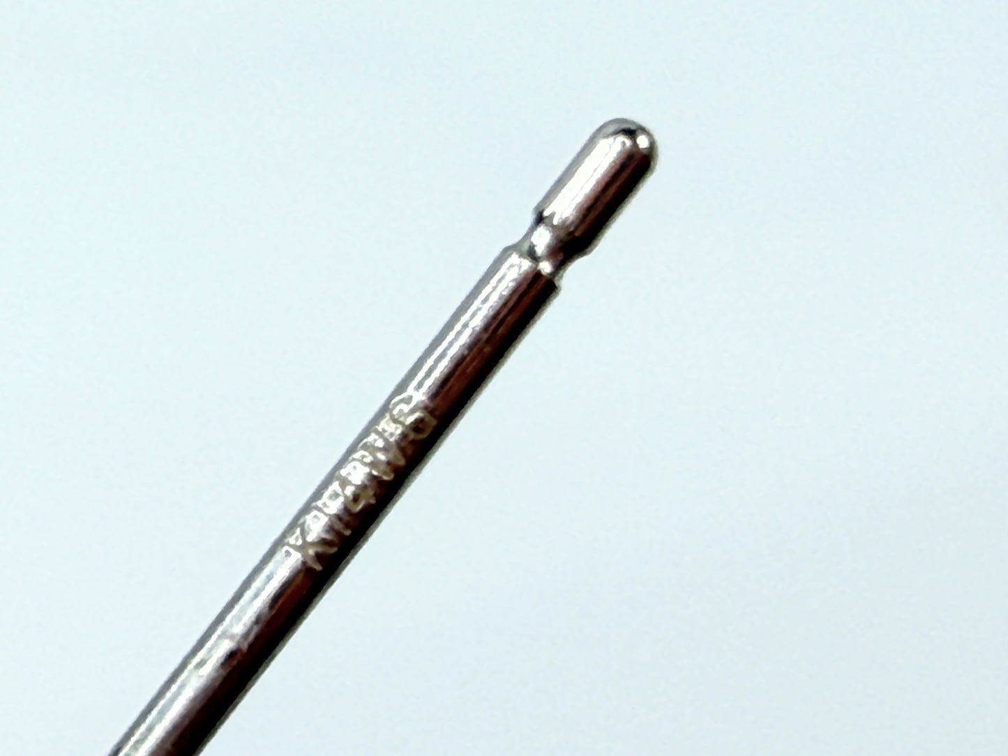 Vintage 9.4mm Black Pearl 14K Gold Stud Earrings JR1439