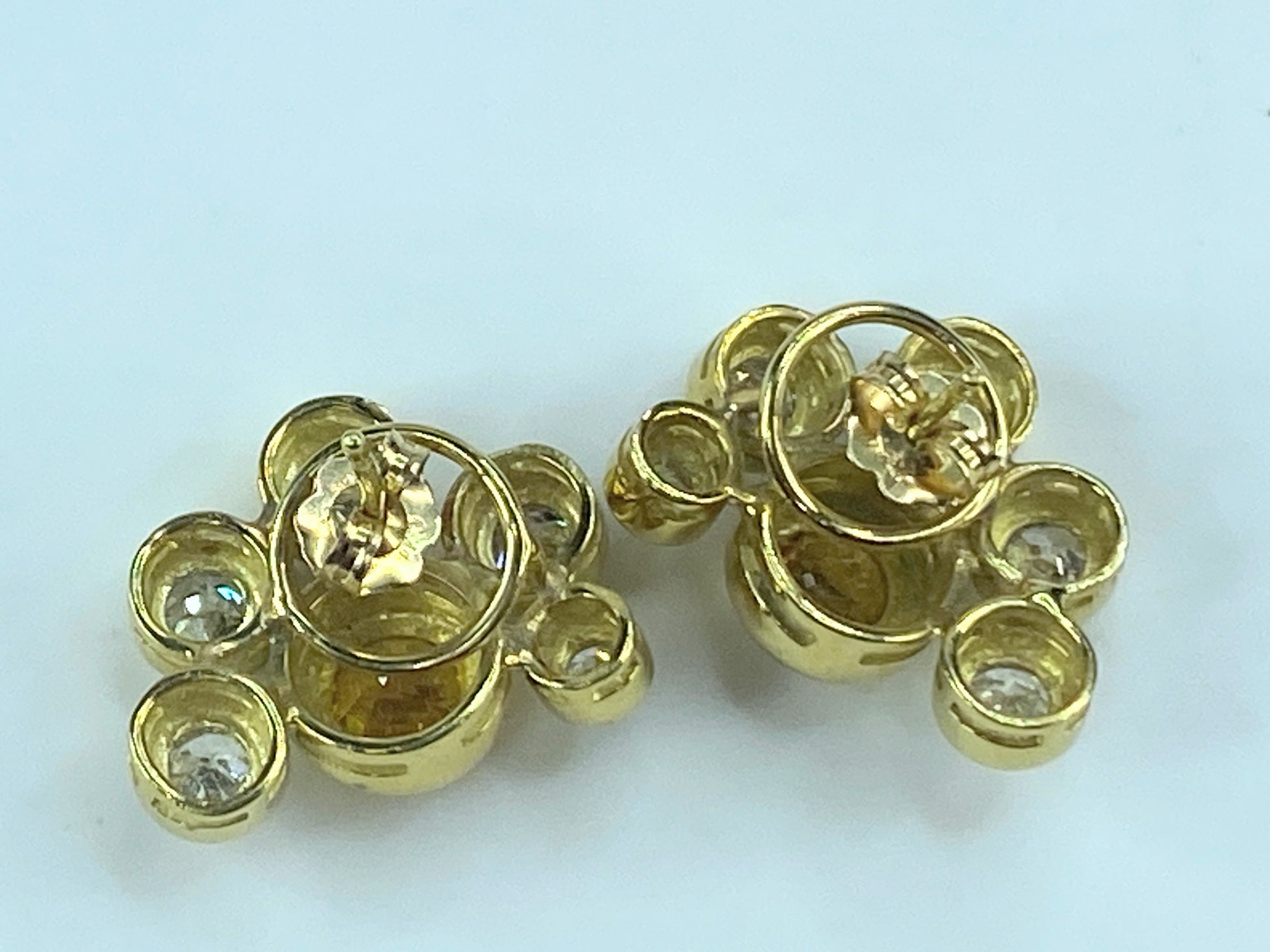18K gold 1.68ct Yellow Sapphire 2.32ct E/VS Diamond omega earrings 12g JR486