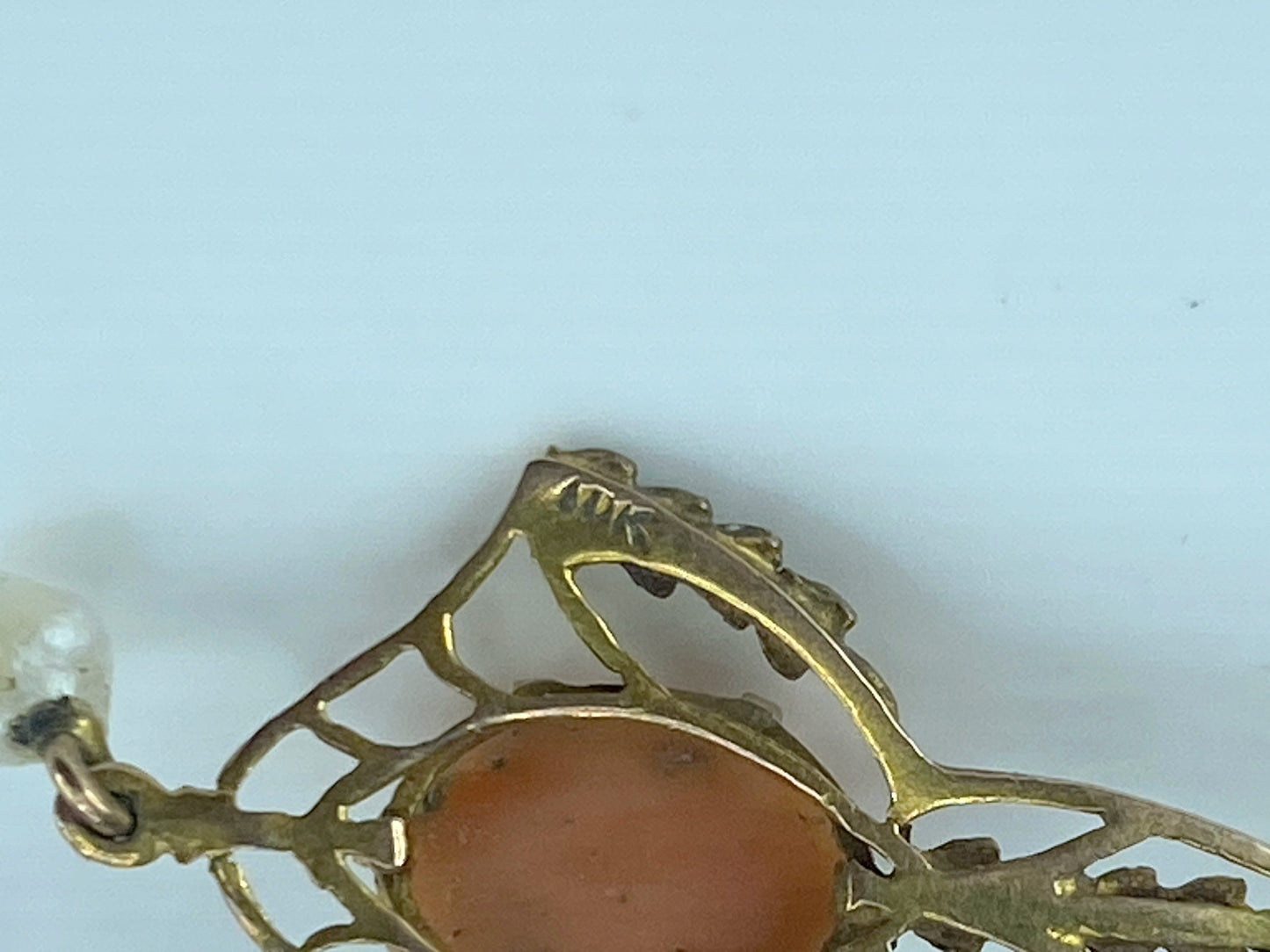 MId century 10K Coral cameo freshwater cultured pearl filigree necklace JR489