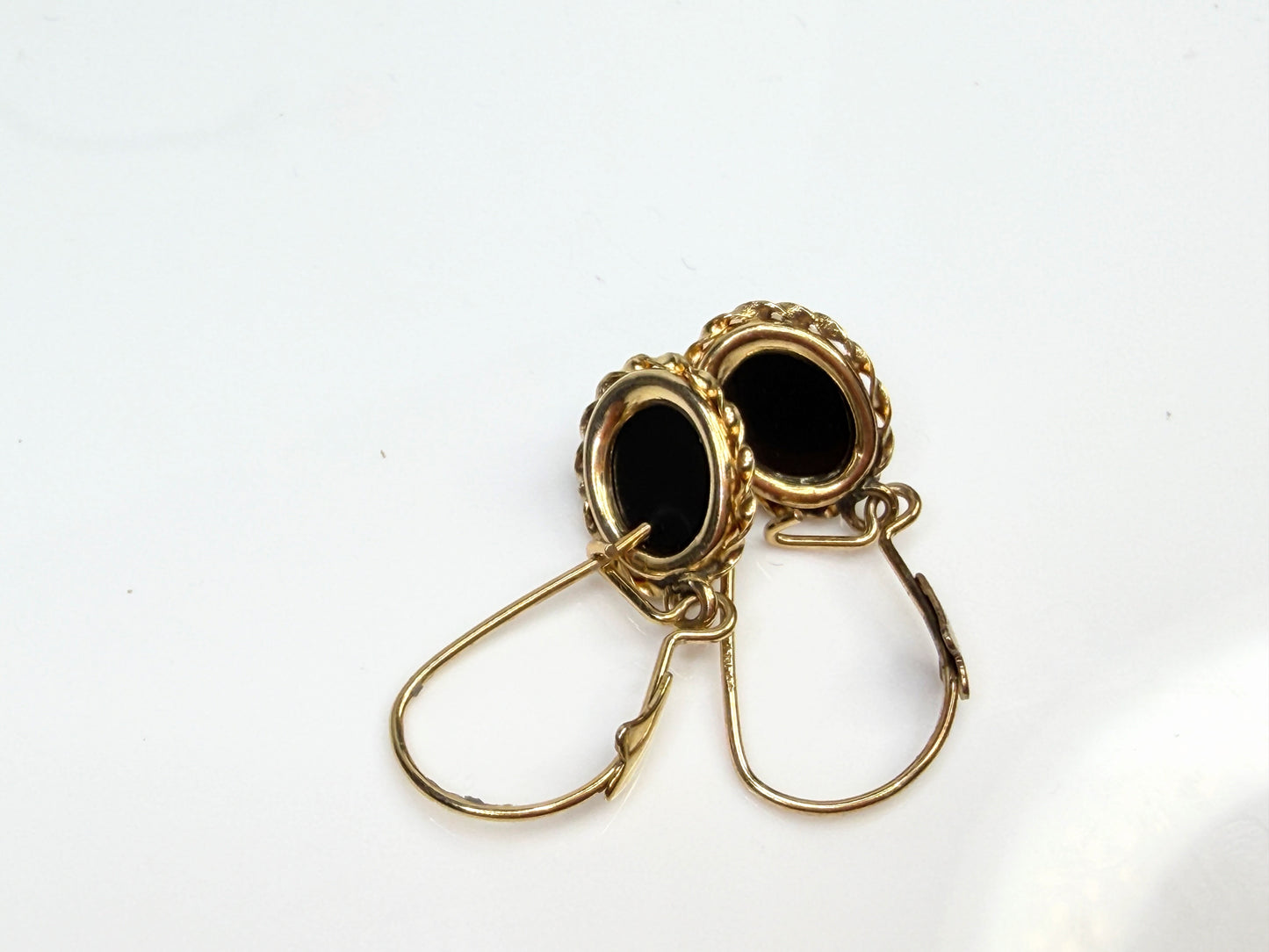 Vintage 14K Yellow Gold Black Onyx Drop Earrings JR1442