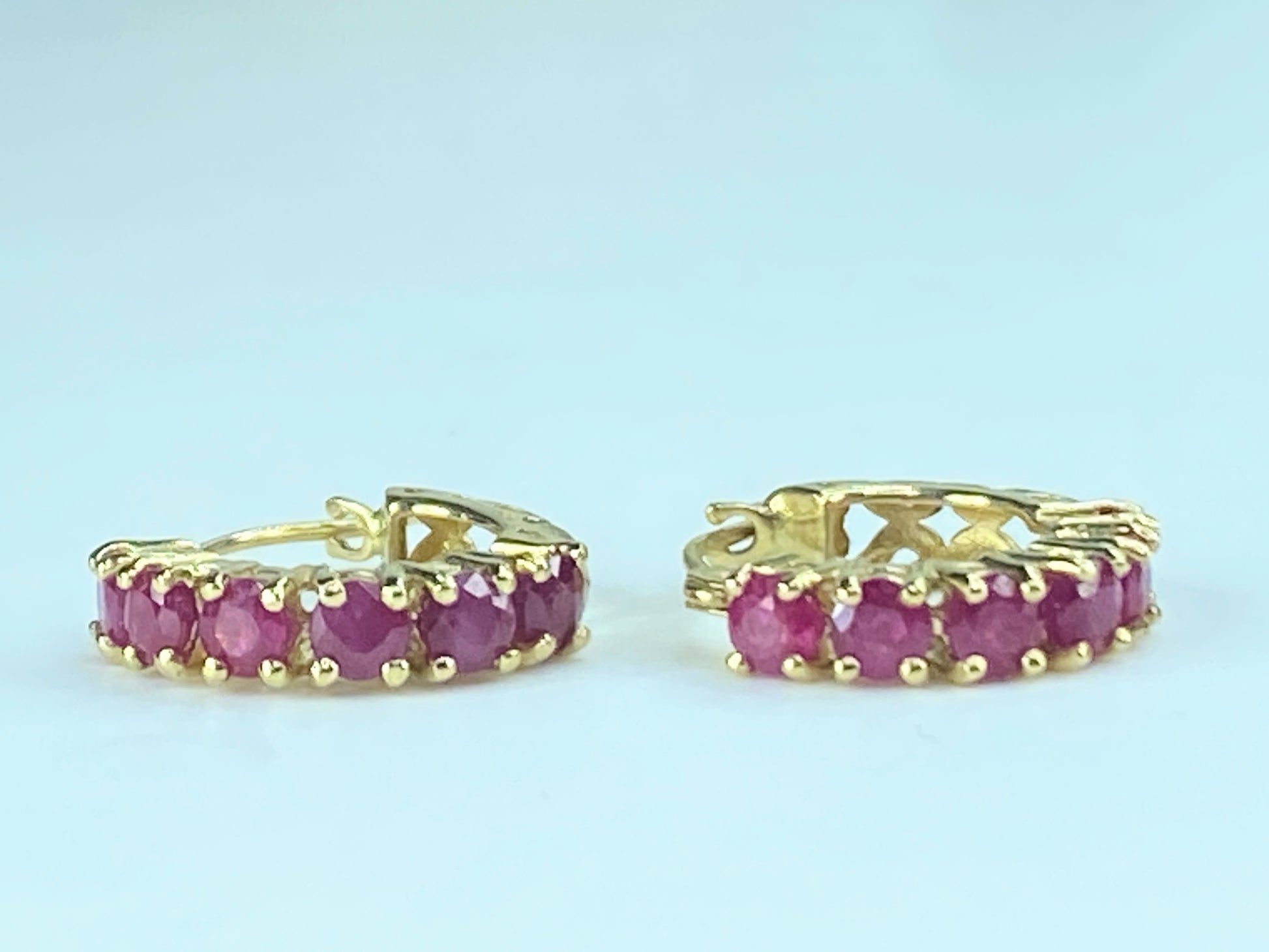 14K yellow gold 1.32ct Round Ruby hoop earrings JR491