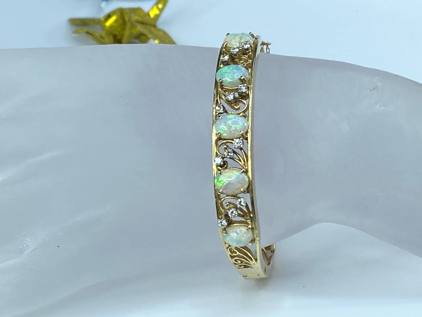 c1950 14K yellow gold 4.8ct Opal 0.4ct H/Si1 diamond hinged bangle 6.5"