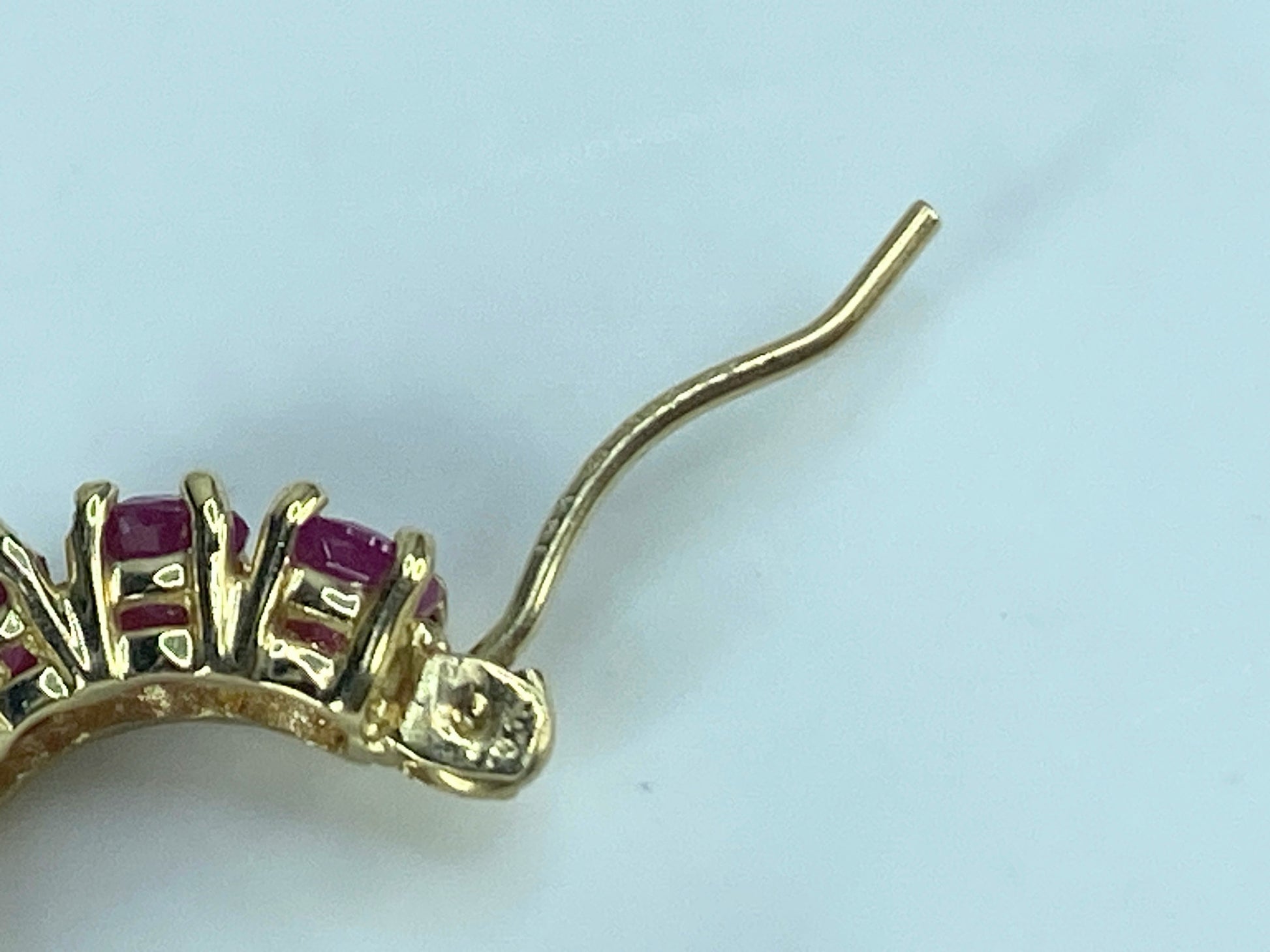 14K yellow gold 1.32ct Round Ruby hoop earrings JR491