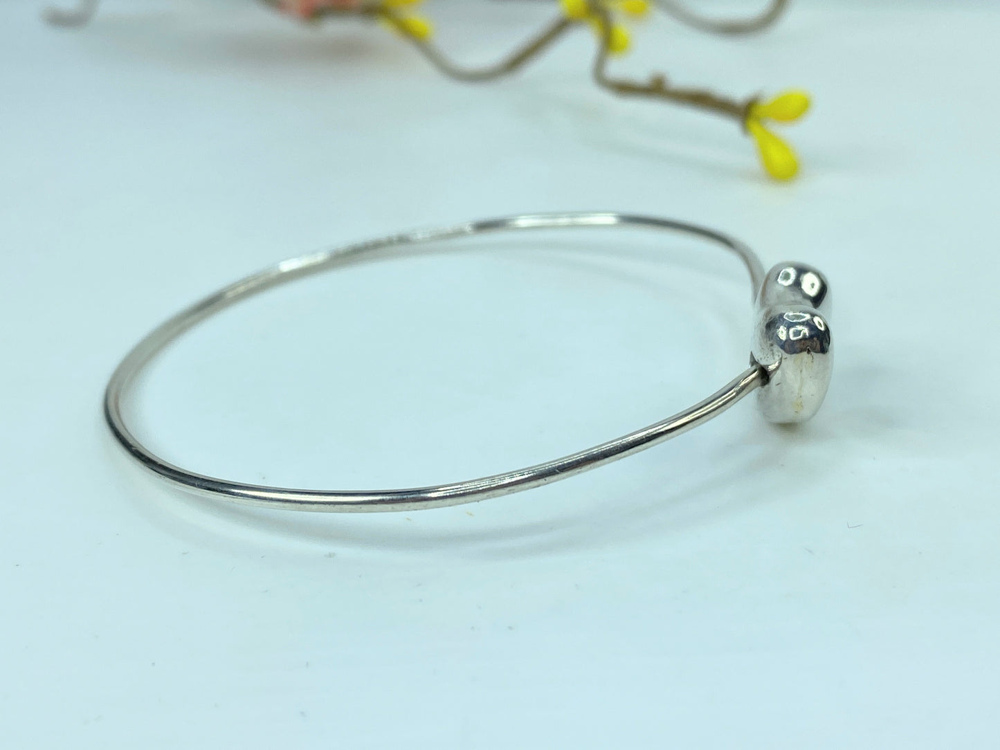 Vintage Tiffany & Co. Elsa Peretti Bean Bangle in Sterling Silver 8" 7.5g JR920