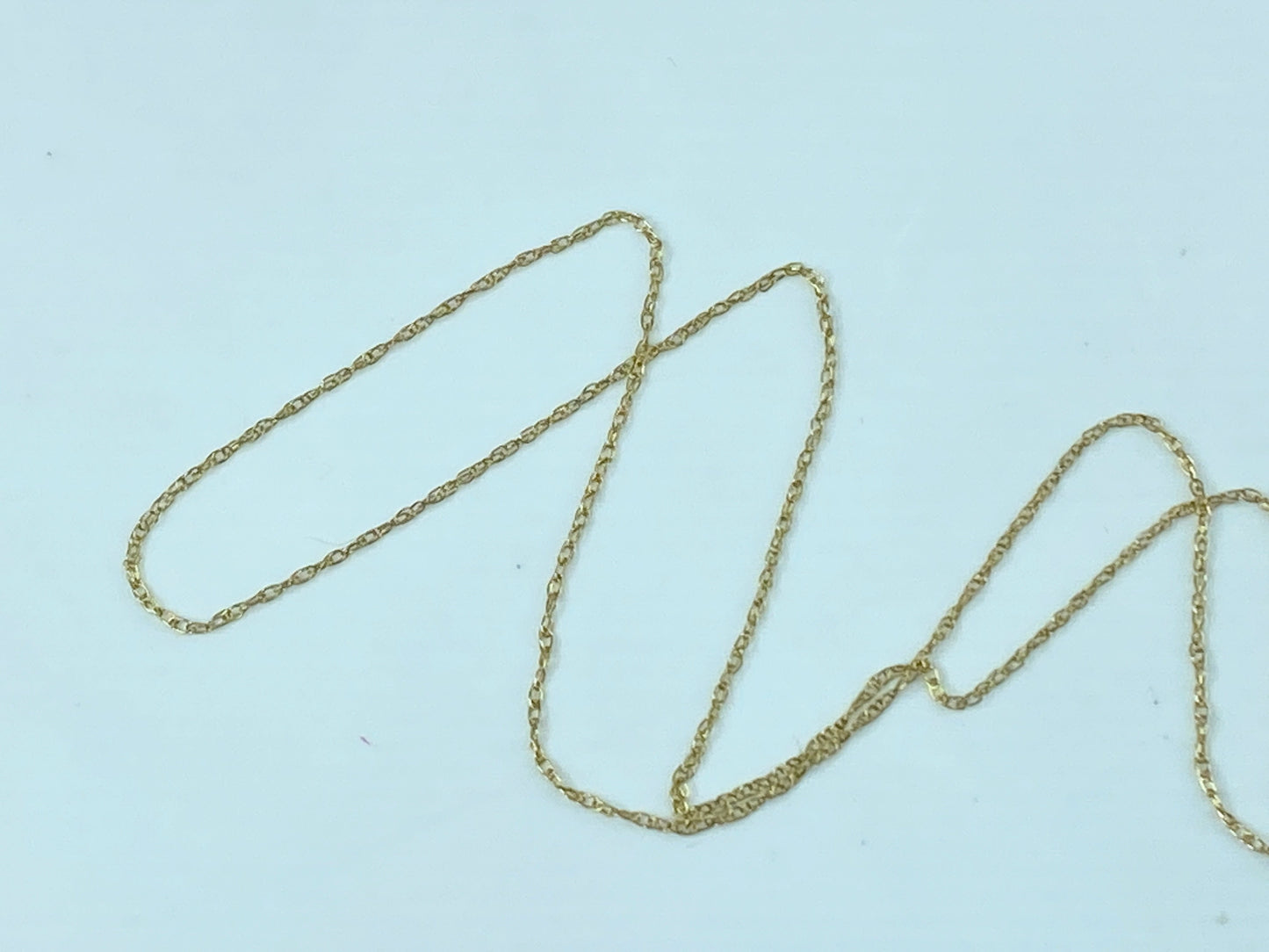 14K yellow gold lightweight 0.7mm 18" necklace 0.6 gram JR926