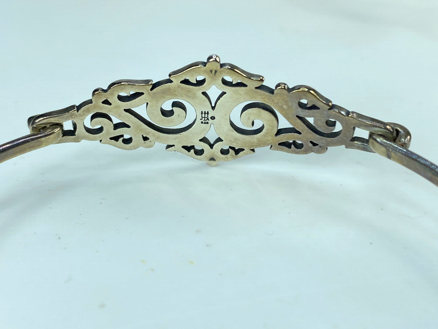 James Avery Sterling Silver Swirl Hinged Bangle Bracelet 8.5" 9.3g JR932