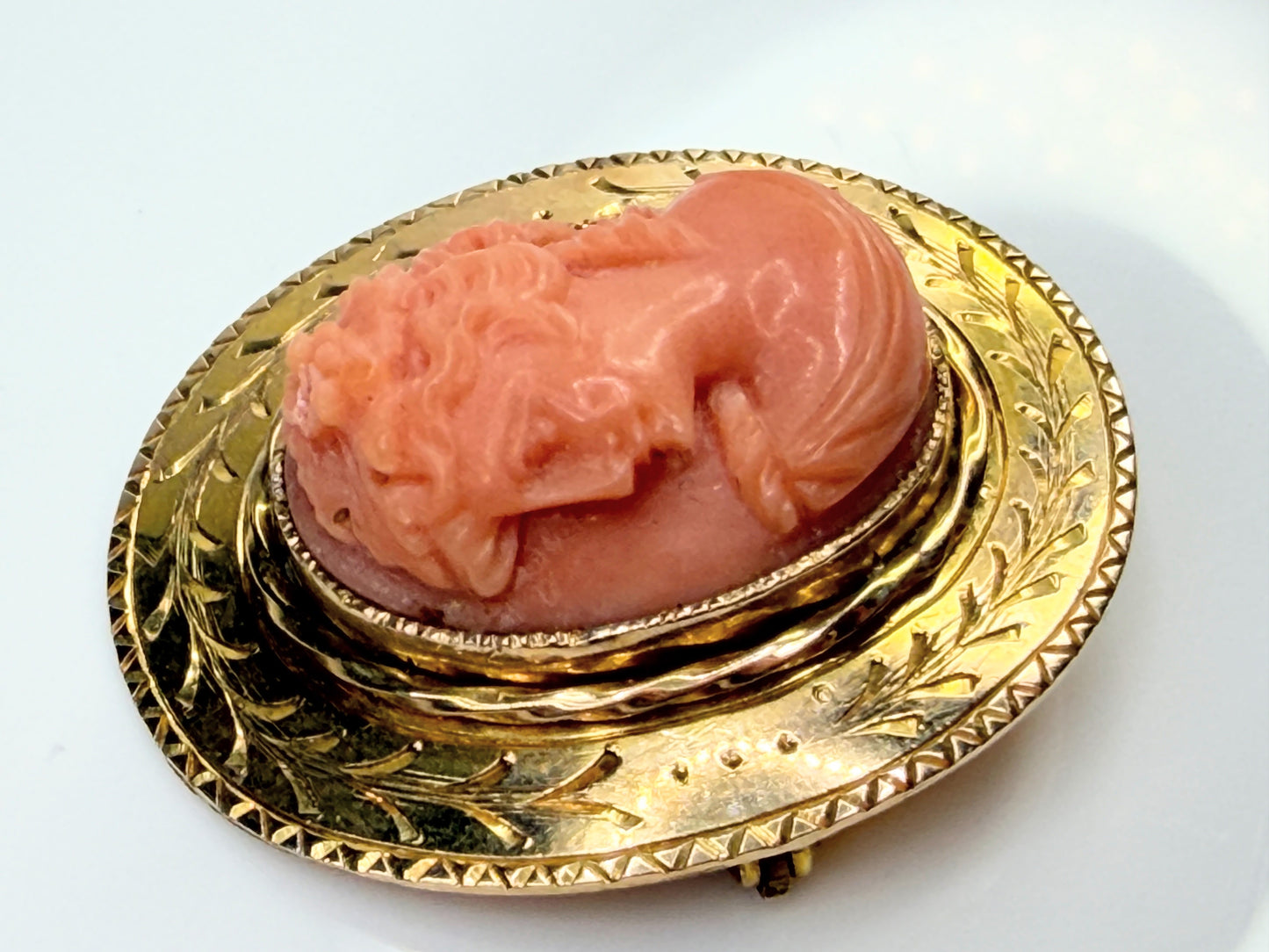 Antique 14K Gold Carved Coral Cameo Brooch C-Clasp 1.2"