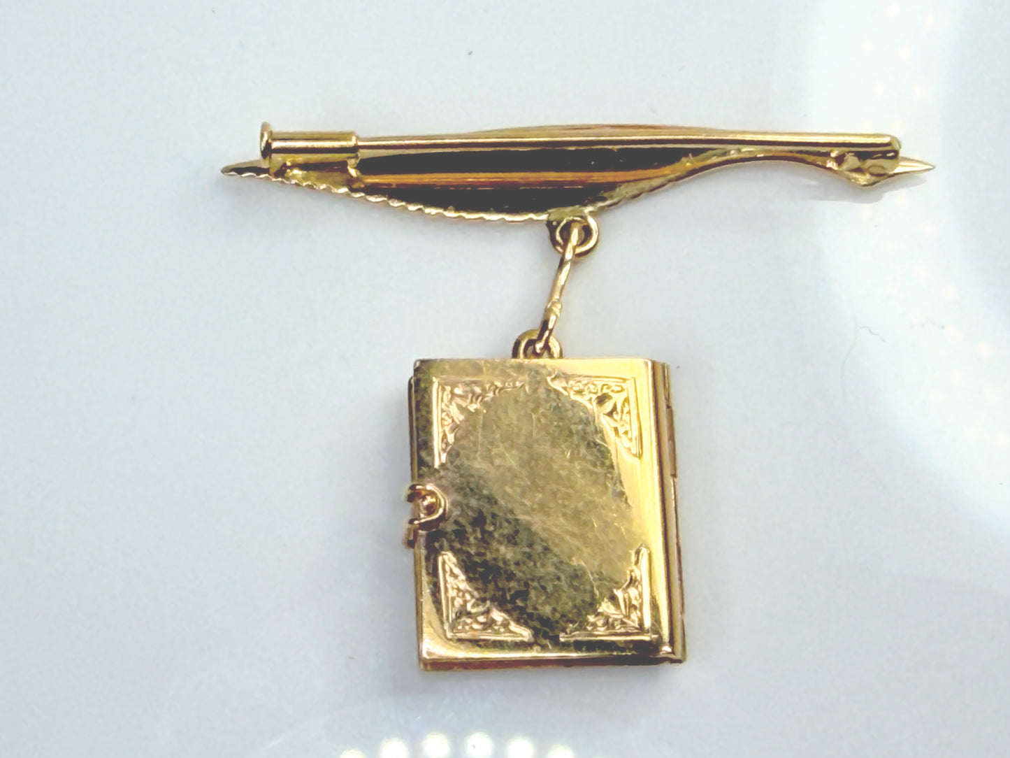 Mid Century 18K Gold Feather Brooch with Opening Book Charm JR1474