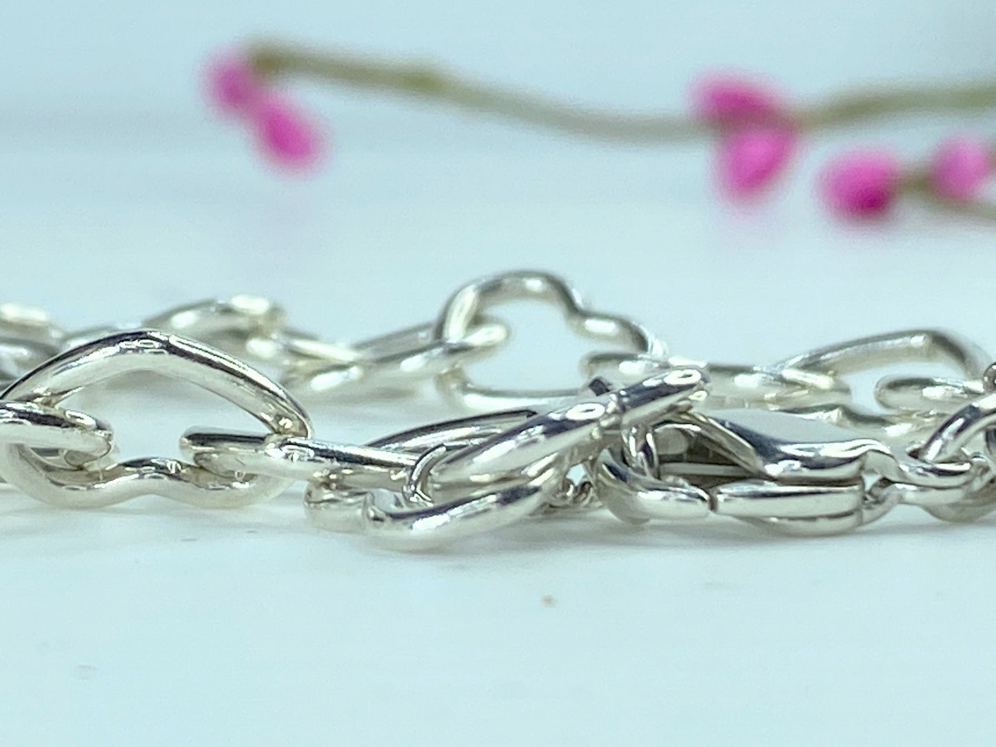 James Avery sterling silver Heart link charm bracelet 10.4g 8.0" JR9615
