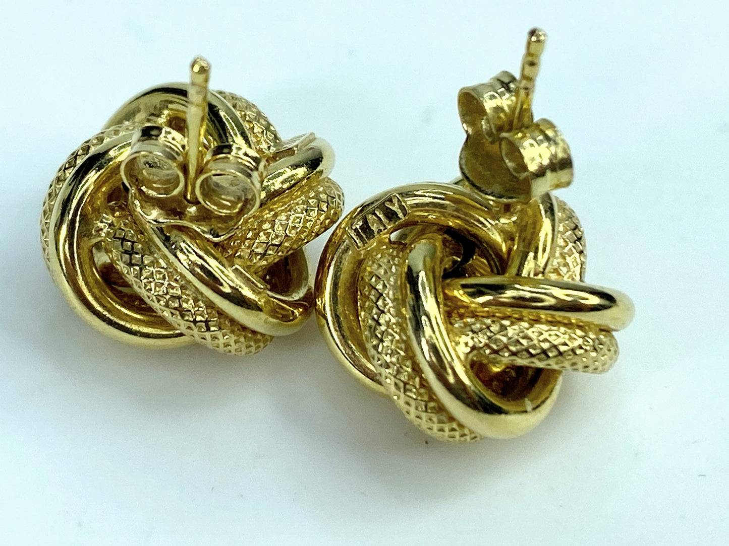 Italy 14mm Textured 14K Yellow Gold Knot Earring Studs 4.6g JR9631