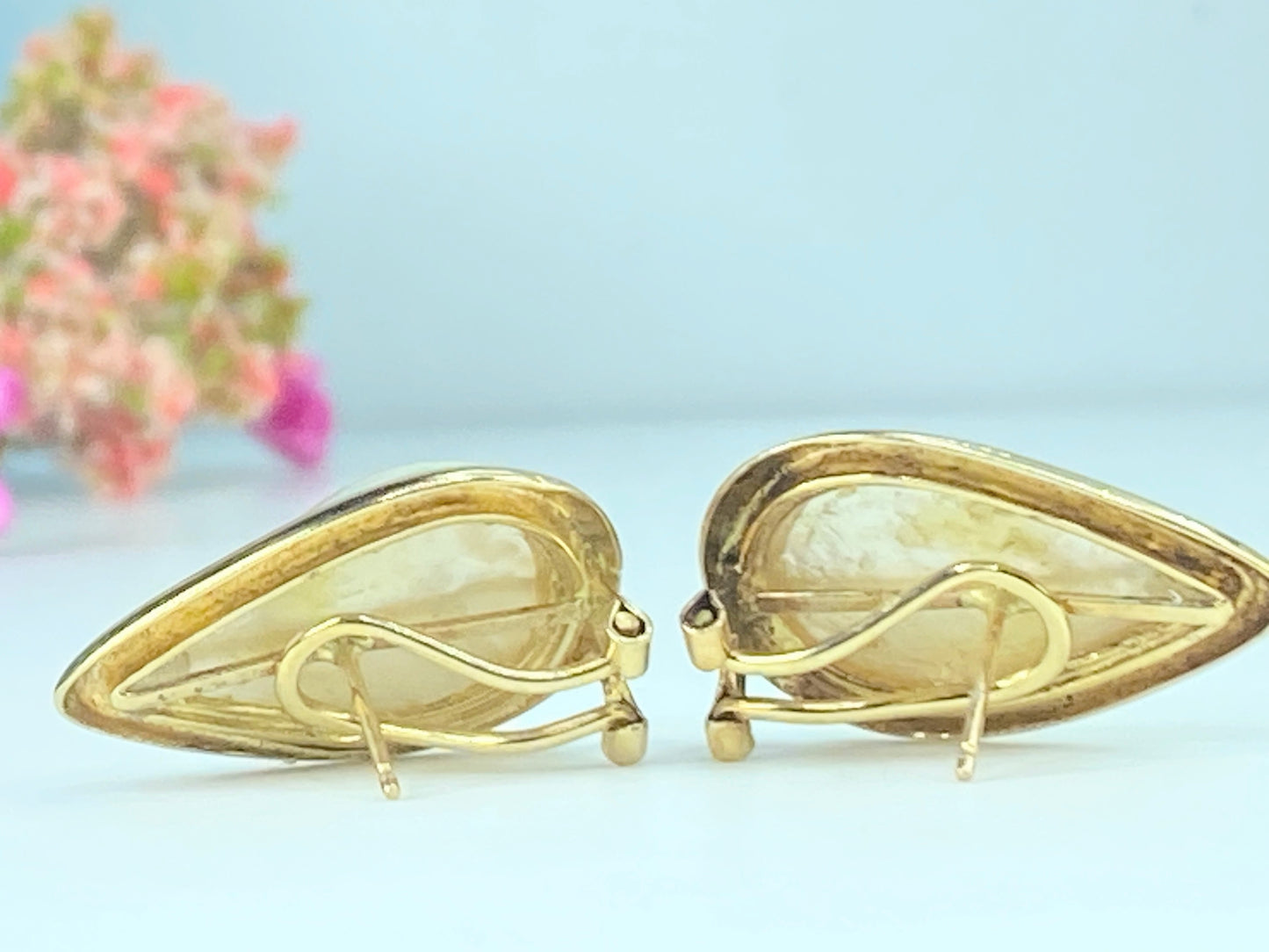 Appraised $2395 14K yellow gold Pear Shape Mabe Pearl omega back 9.5g 12mm JR434