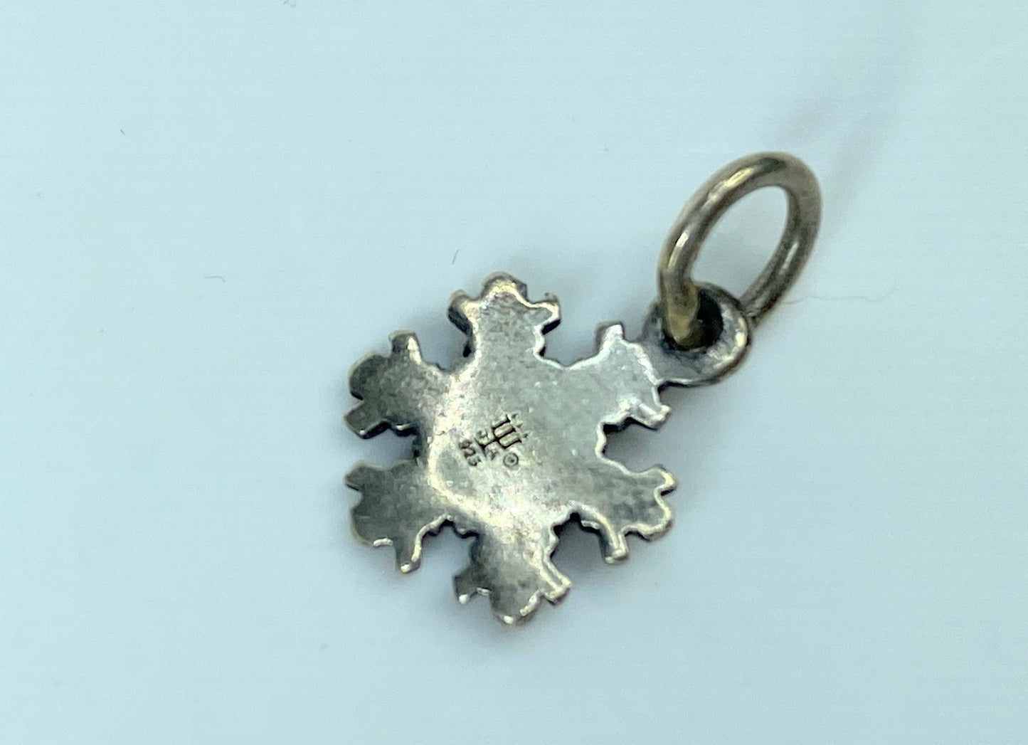 James Avery sterling silver Aspen Snow Crystal Charm JR937
