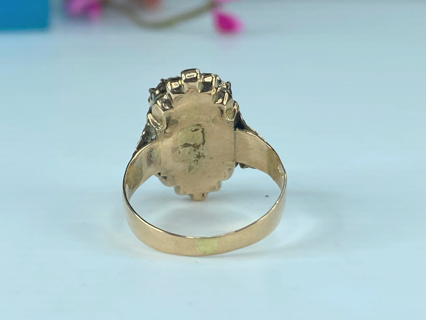 Art Deco 14 Karat Yellow Gold and Pearl shell Cameo Ring s6.5 3.0g JR383