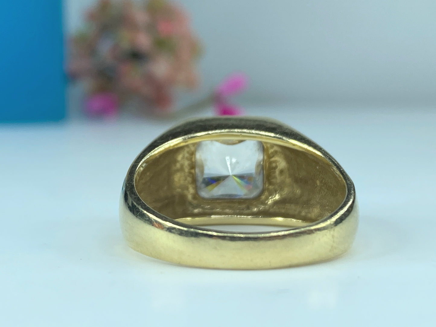 Vintage 14K yellow gold Cushion cut White Topaz men's ring s10 8.9g JR387