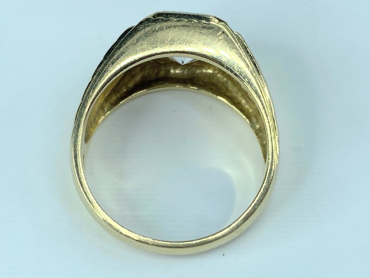 Vintage 14K yellow gold Cushion cut White Topaz men's ring s10 8.9g JR387