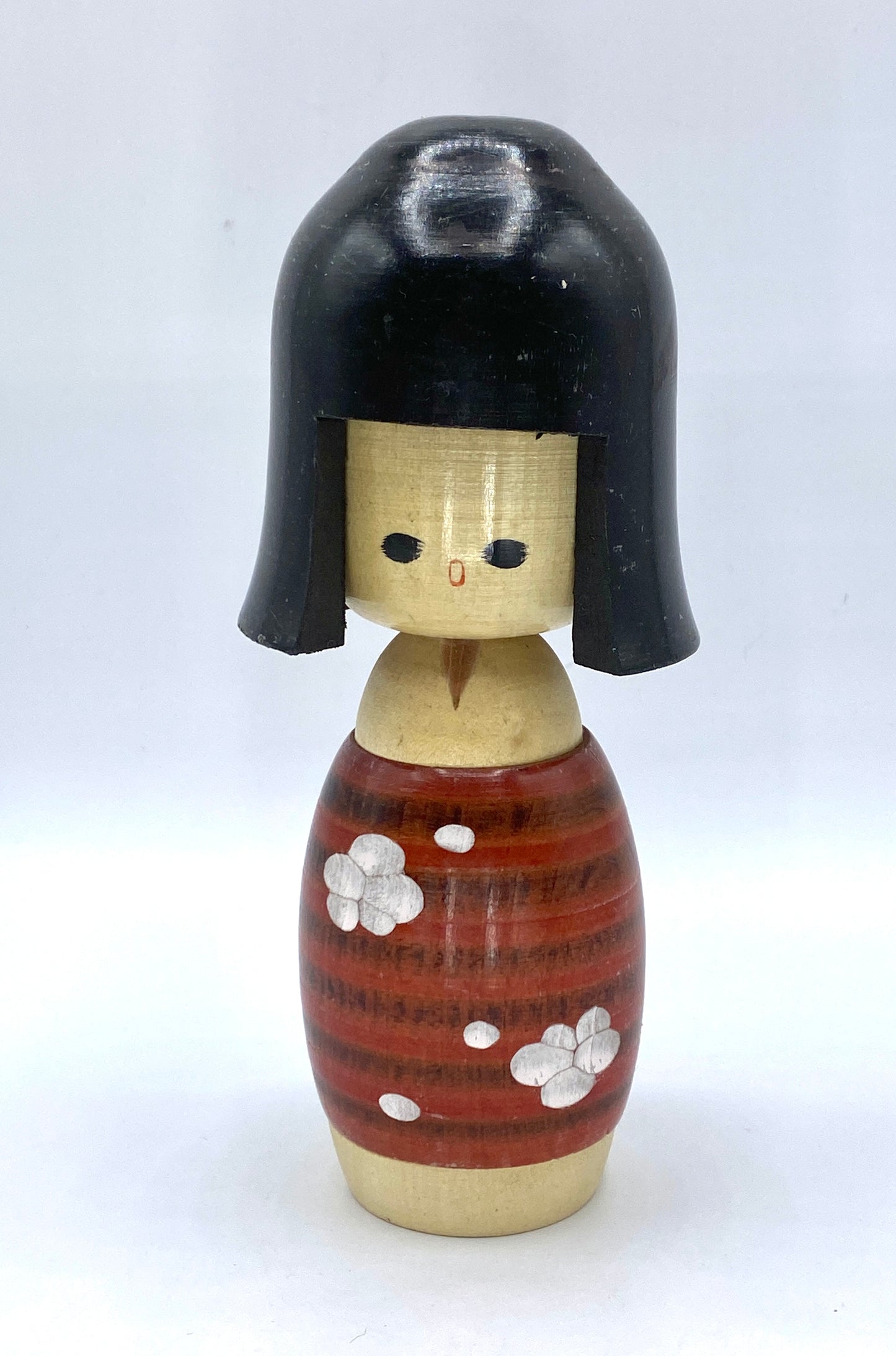 RARE Kokeshi Doll by Ryoichi "The sound of spring" hand carved flower w/box