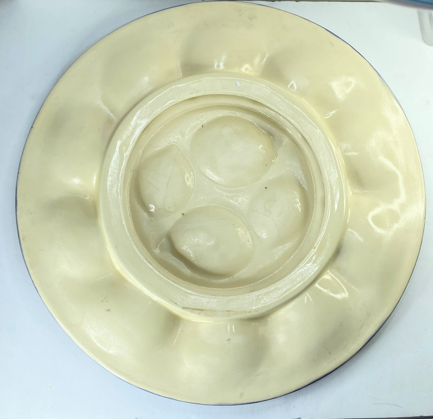 X-Large French Majolica Oyster St Clement Lavender Yellow Serving Platter A413