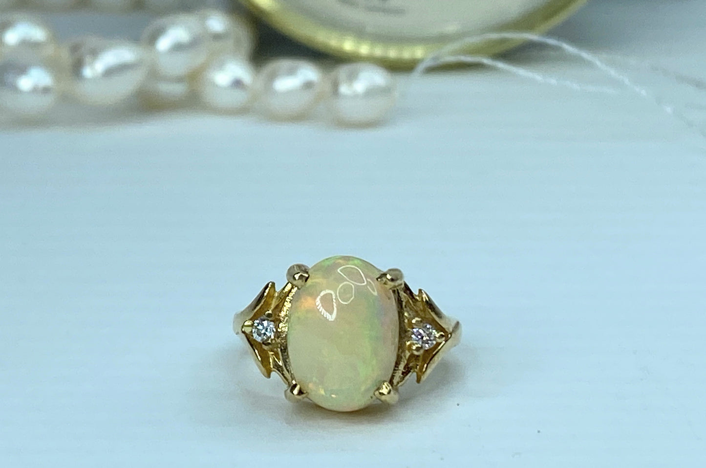 14K yellow gold 3.55ct Opal cabochon Brilliant diamond ring s5.75 5.7grams JR952