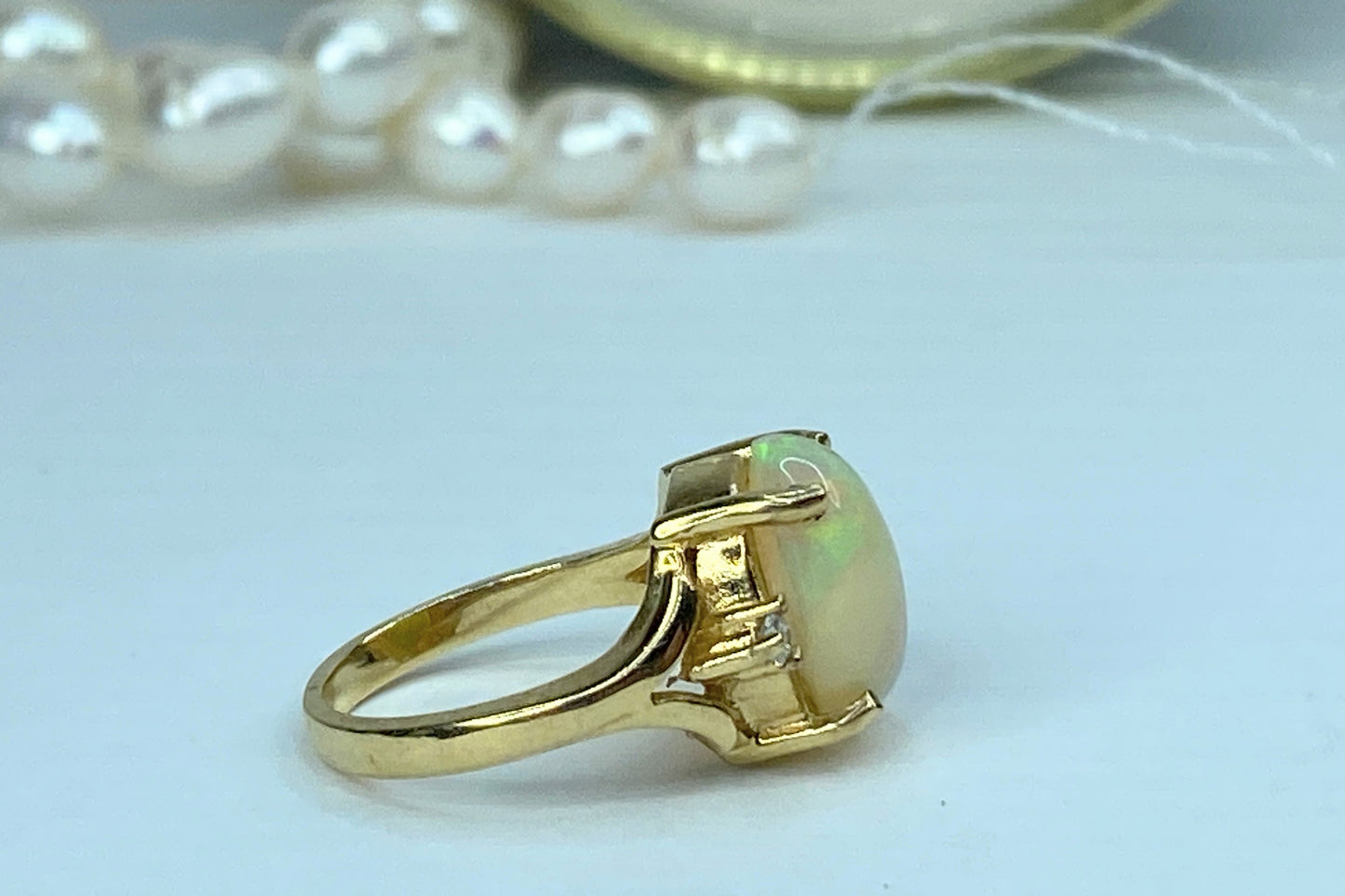 14K yellow gold 3.55ct Opal cabochon Brilliant diamond ring s5.75 5.7grams JR952