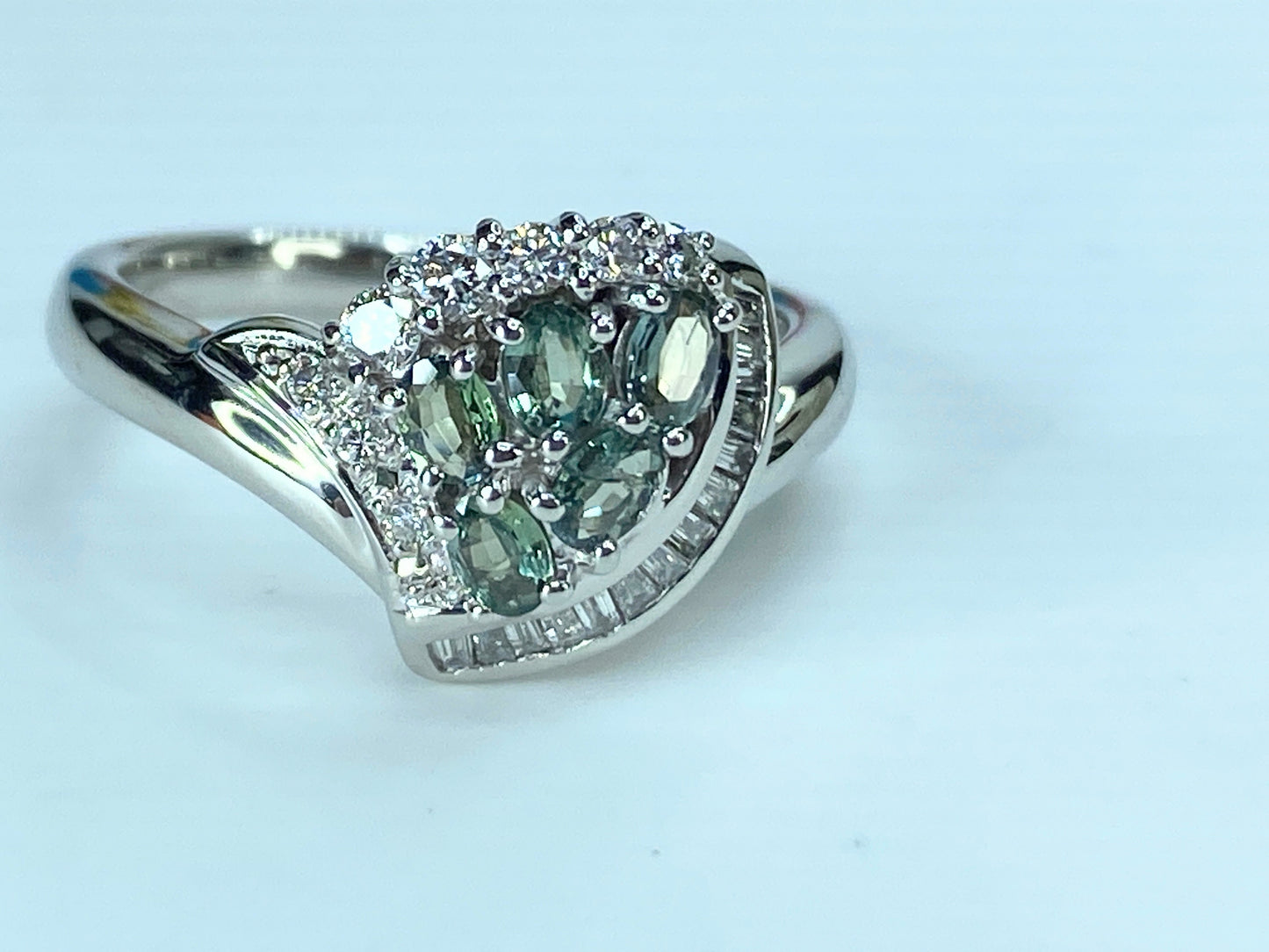 Platinum 0.55ct oval Alexandrite Diamond cluster ring 6.8g s6 JR397