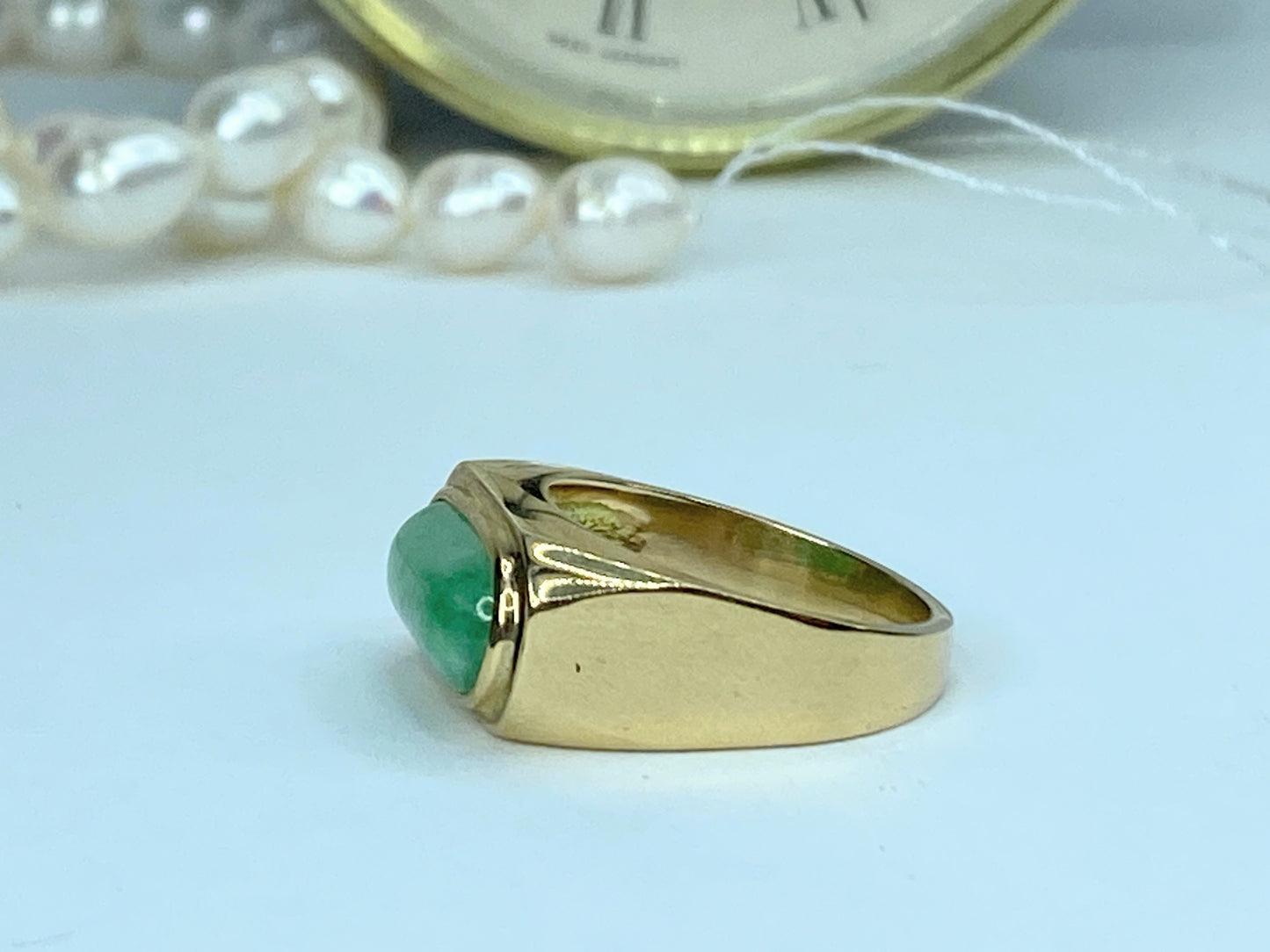 14K yellow gold oval saddle Jade ring s8 9.0g JR953