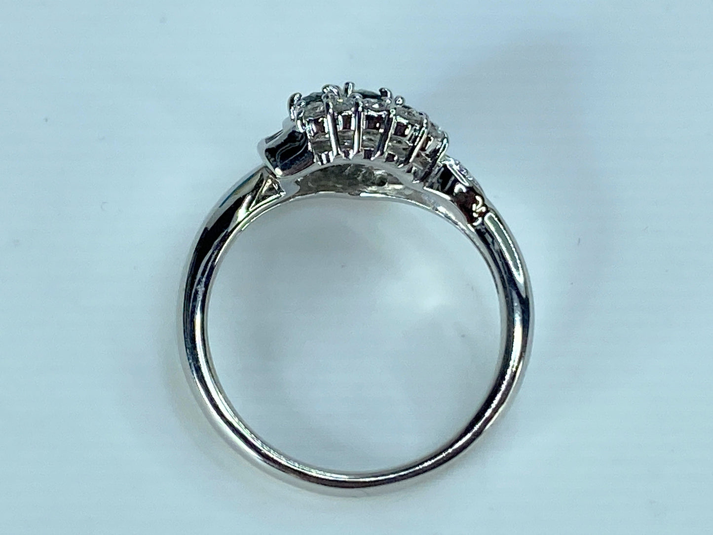 Platinum 0.55ct oval Alexandrite Diamond cluster ring 6.8g s6 JR397