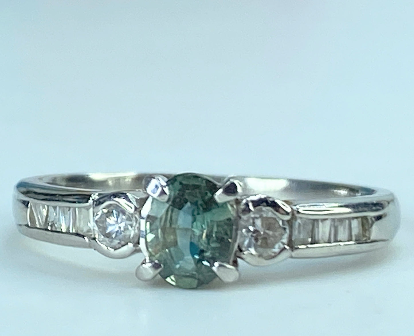 Natural 0.35Ct. Alexandrite & 0.25ct G/VS2 Diamond Platinum Ring 3.4g s7.5 JR403
