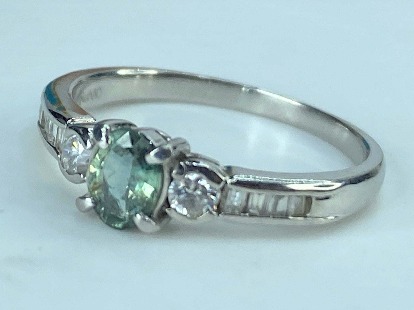 Natural 0.35Ct. Alexandrite & 0.25ct G/VS2 Diamond Platinum Ring 3.4g s7.5 JR403