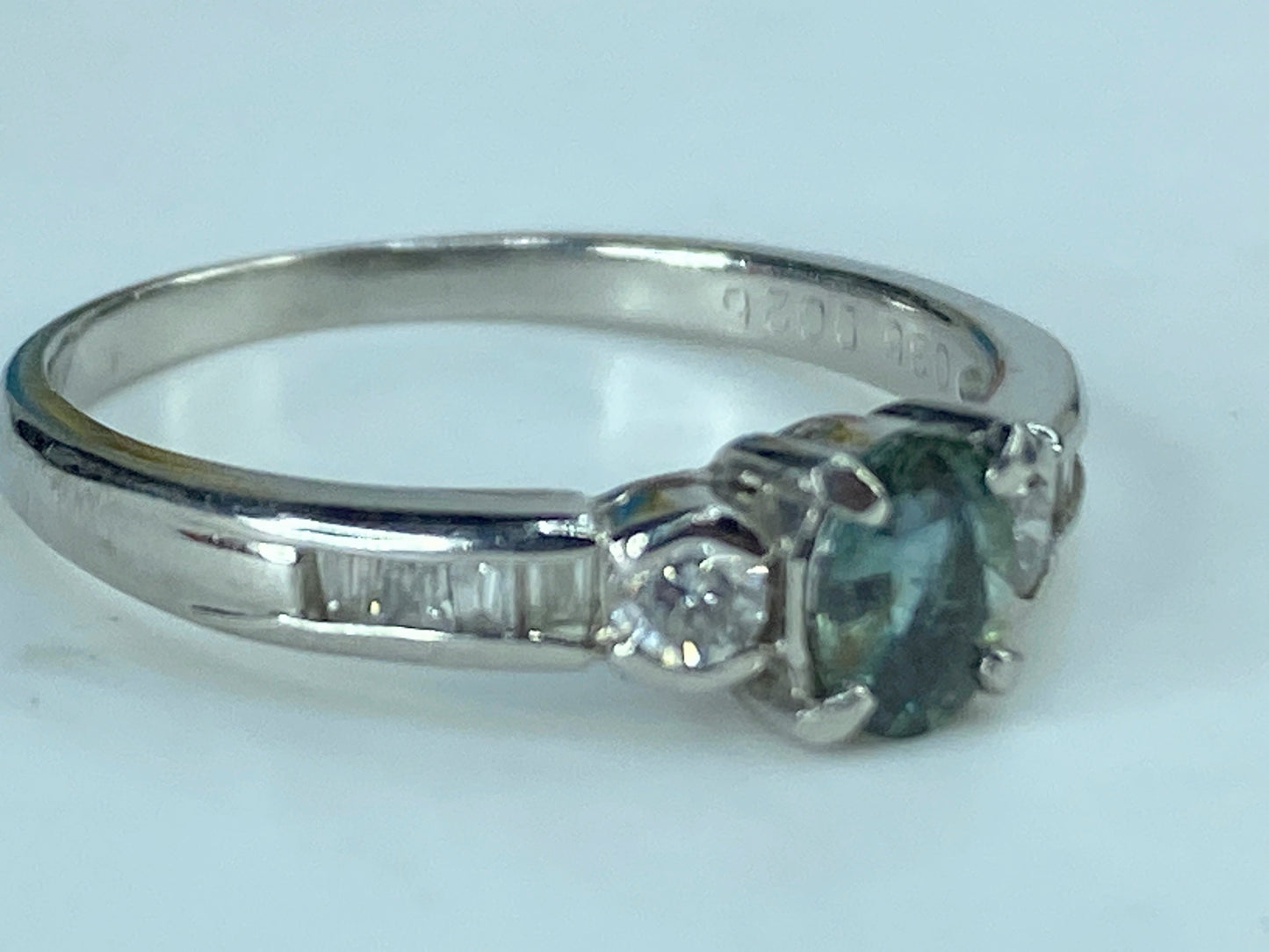 Natural 0.35Ct. Alexandrite & 0.25ct G/VS2 Diamond Platinum Ring 3.4g s7.5 JR403