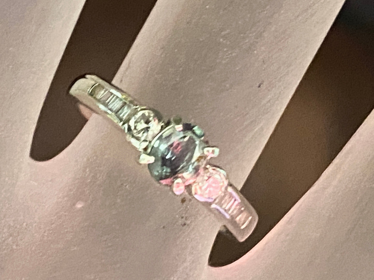 Natural 0.35Ct. Alexandrite & 0.25ct G/VS2 Diamond Platinum Ring 3.4g s7.5 JR403