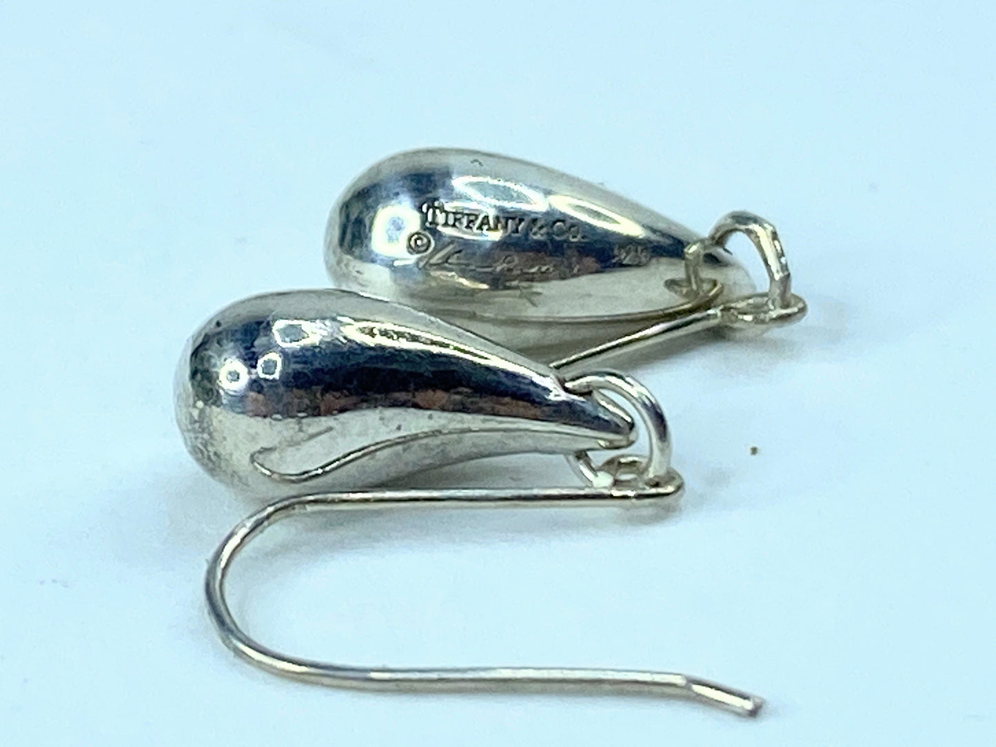 Tiffany & Co. sterling silver Teardrop dangle earrings 25mm JR958